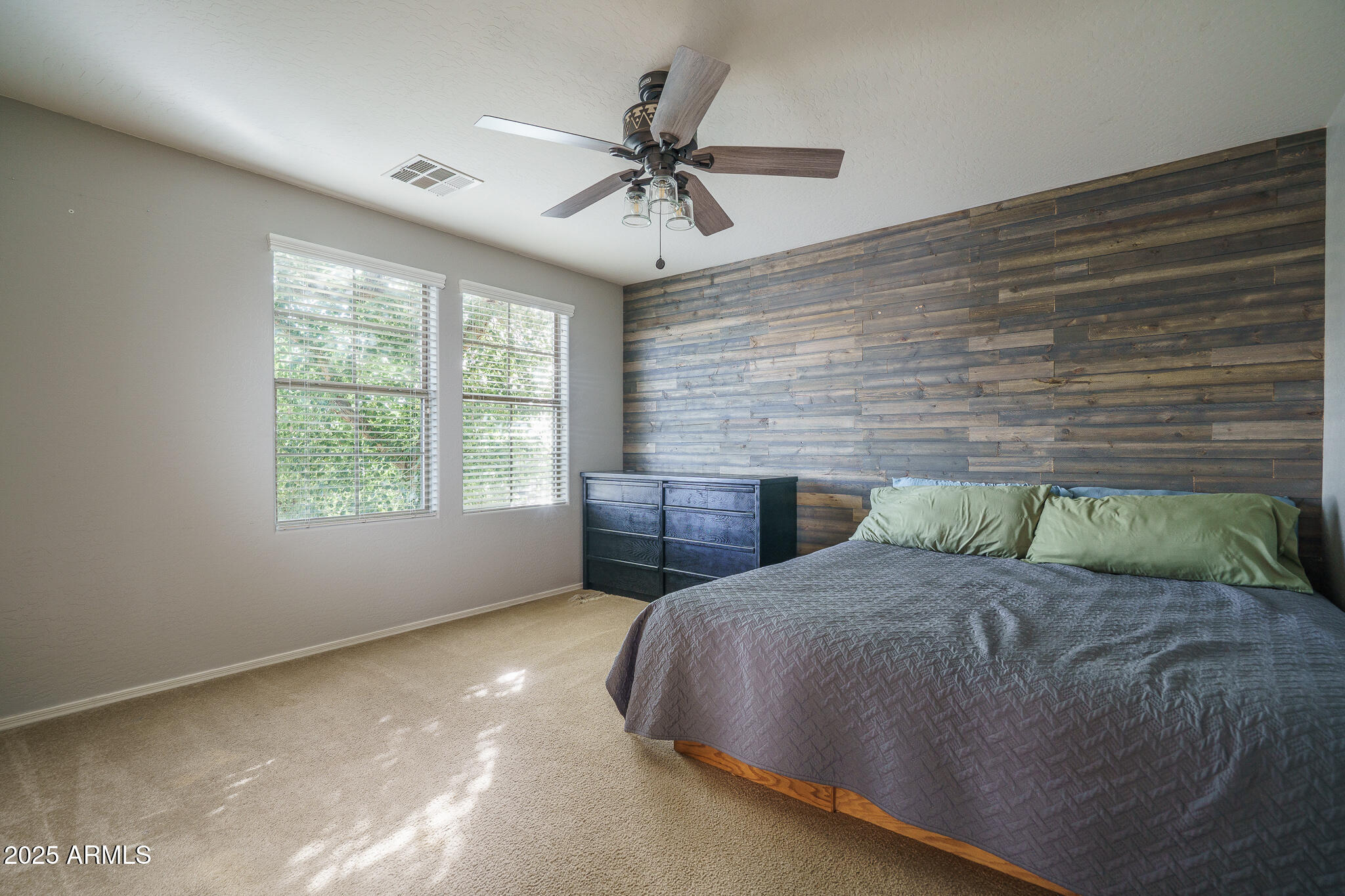 11830 W FOOTHILL Drive