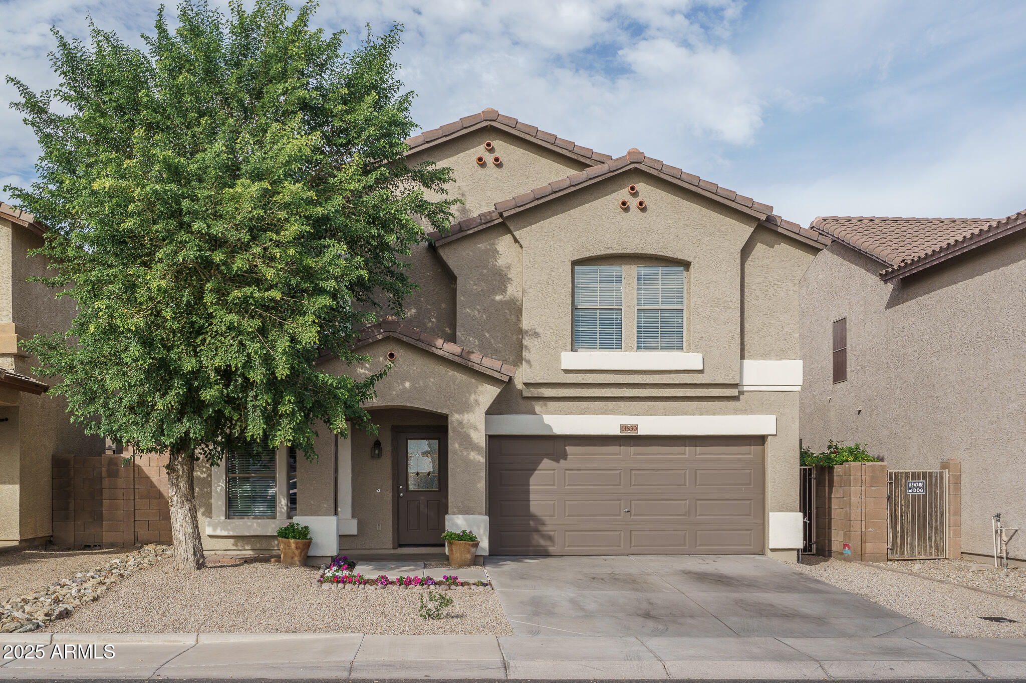 11830 W FOOTHILL Drive