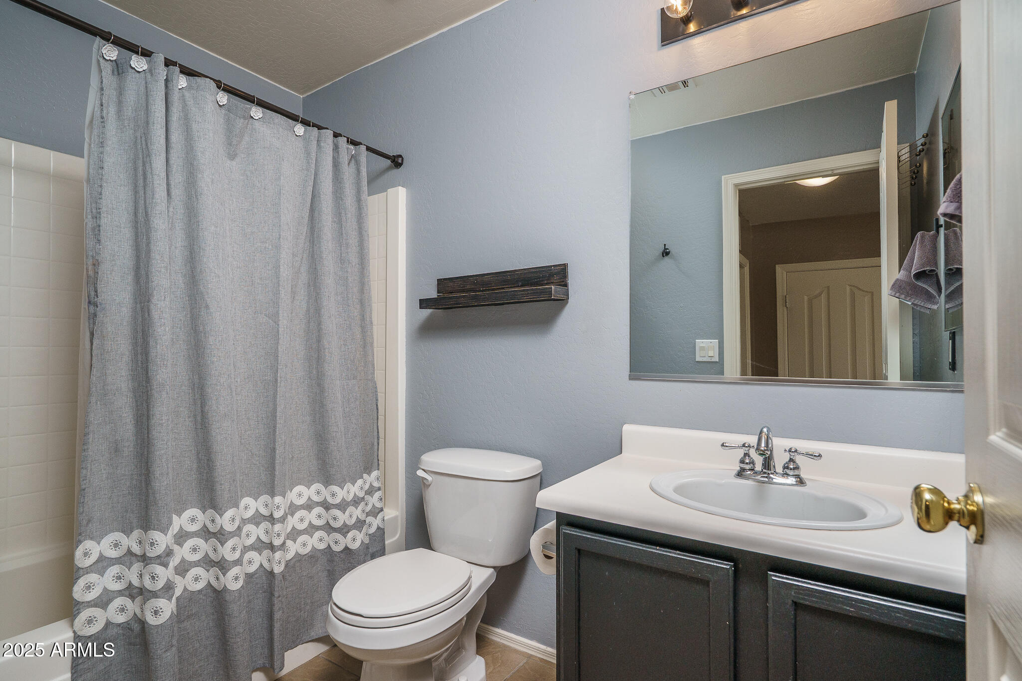 11830 W FOOTHILL Drive