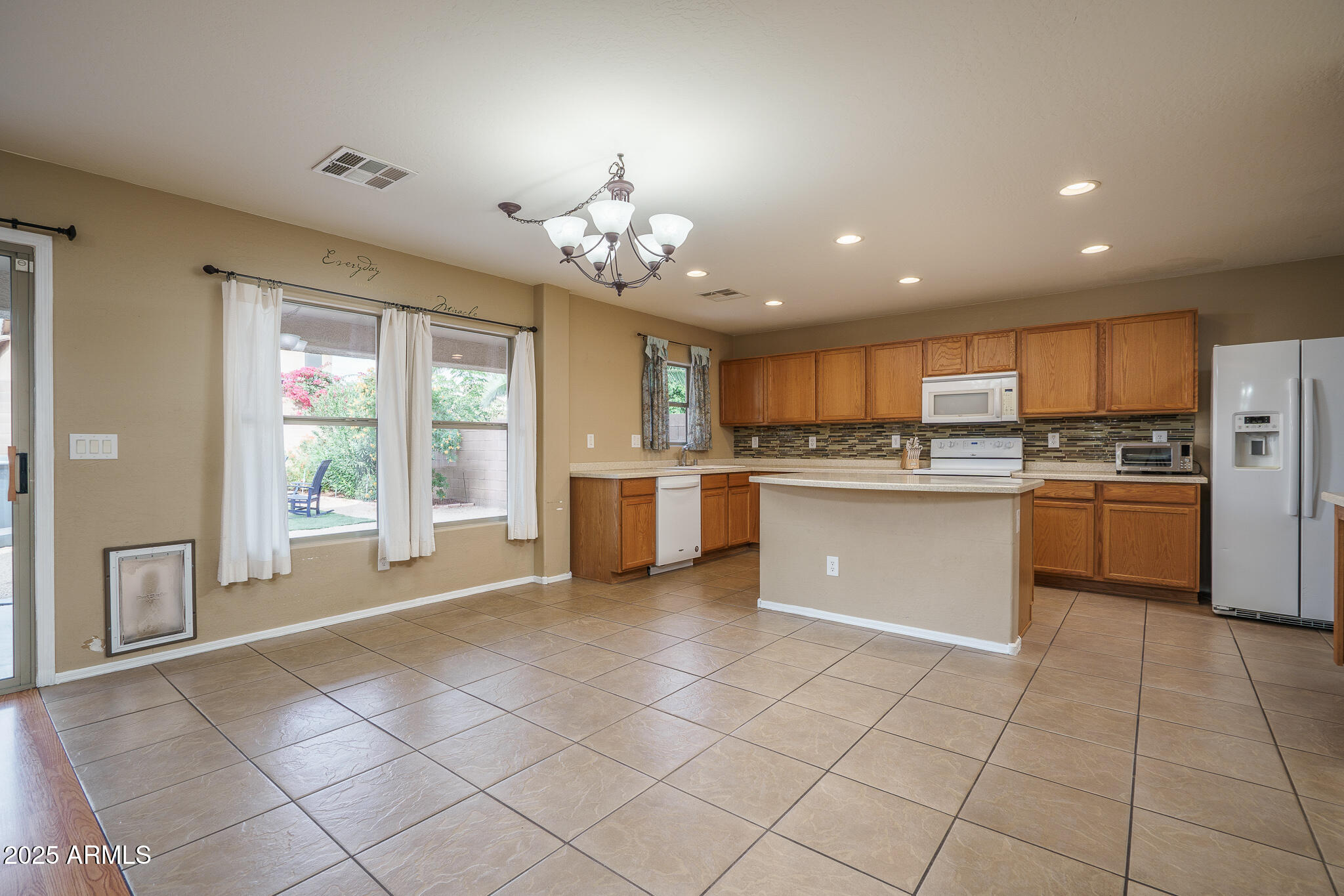 11830 W FOOTHILL Drive