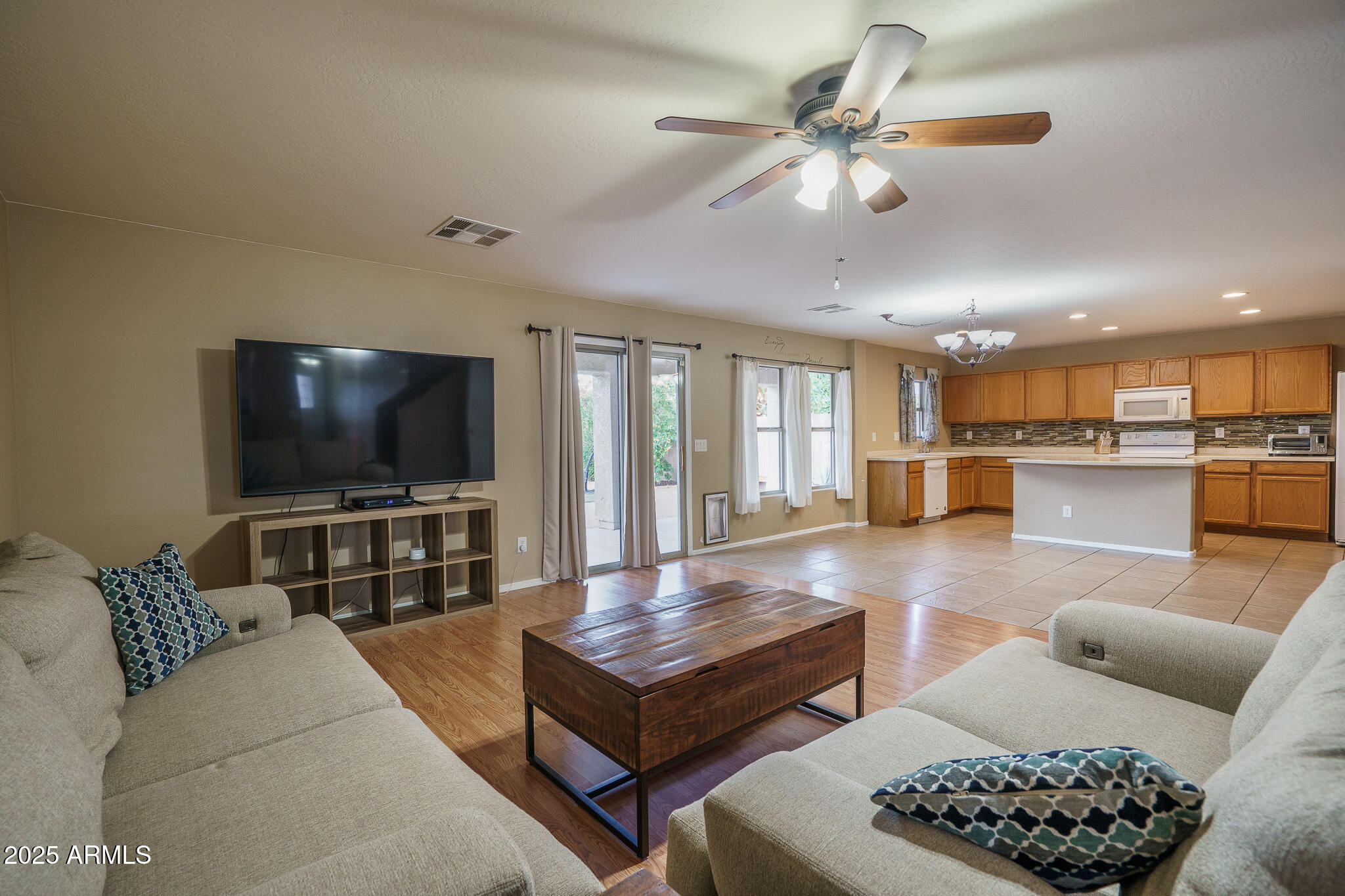 11830 W FOOTHILL Drive