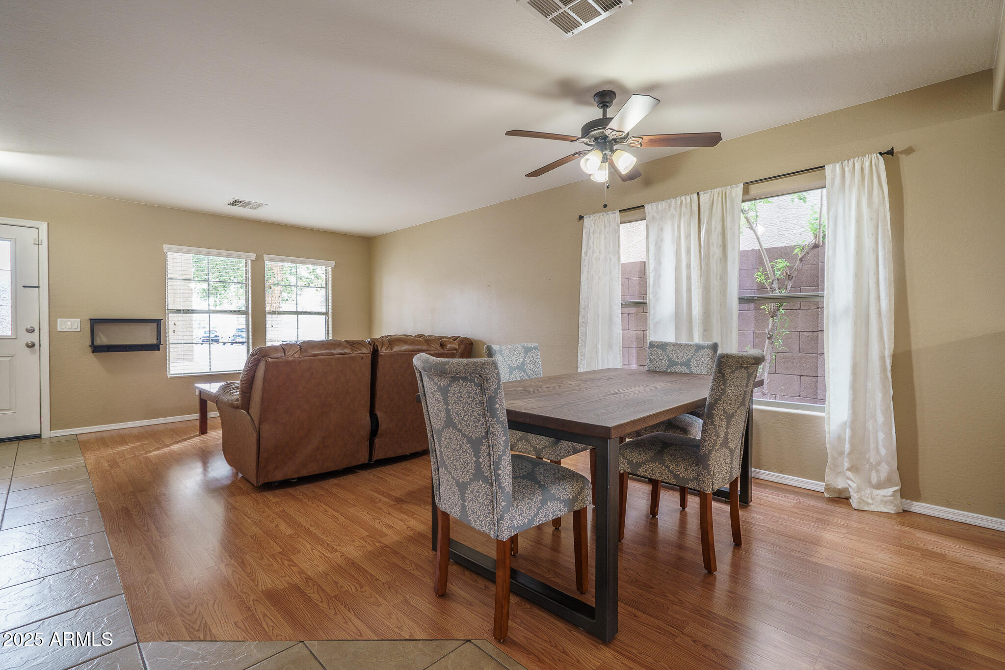 11830 W FOOTHILL Drive