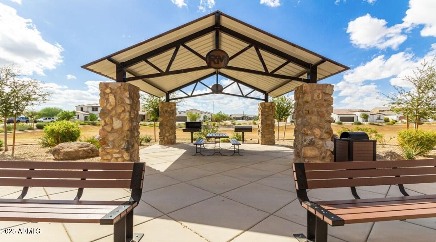 14313 W SAND HILLS Road