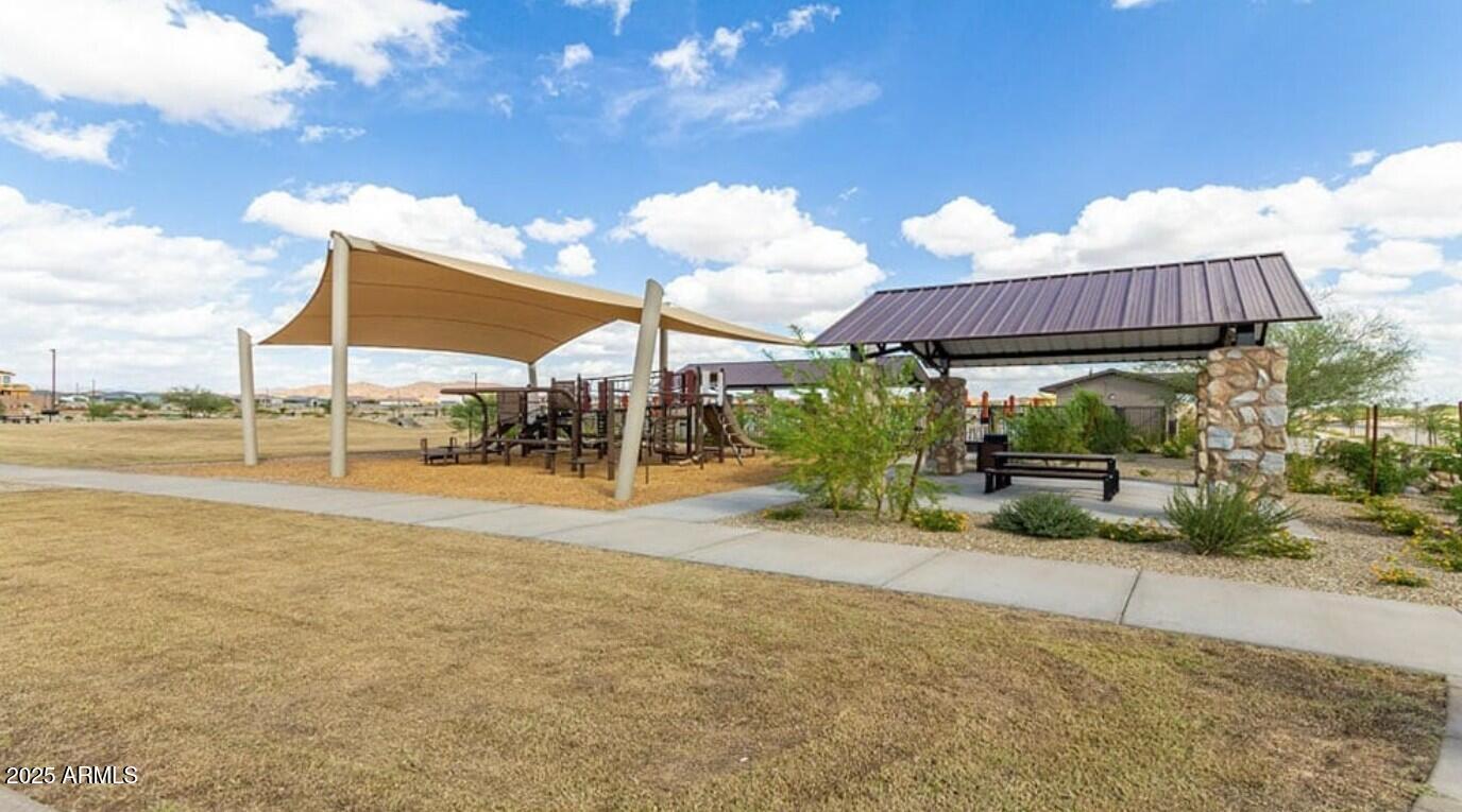 14313 W SAND HILLS Road