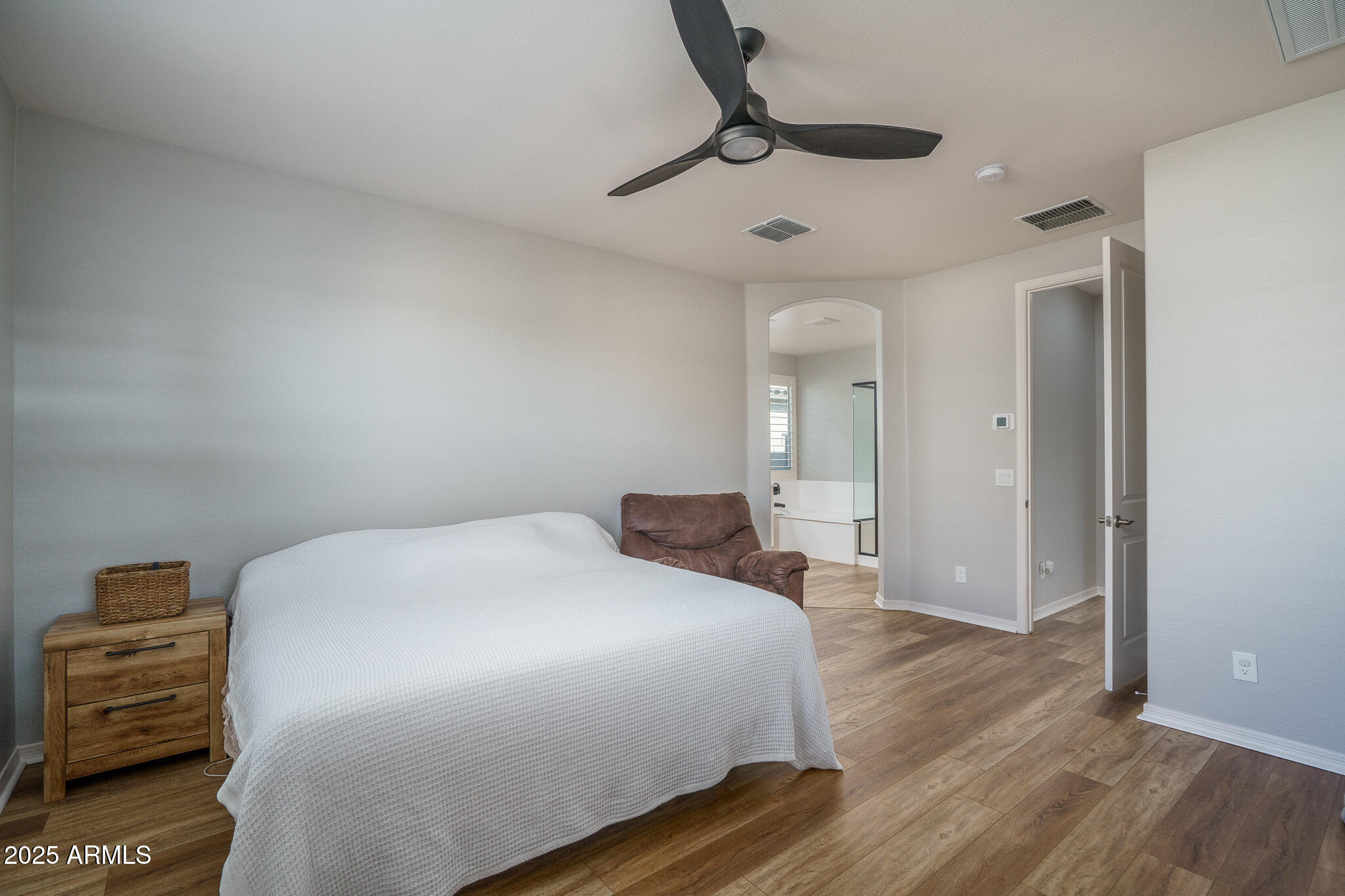 16118 W SAND HILLS Road