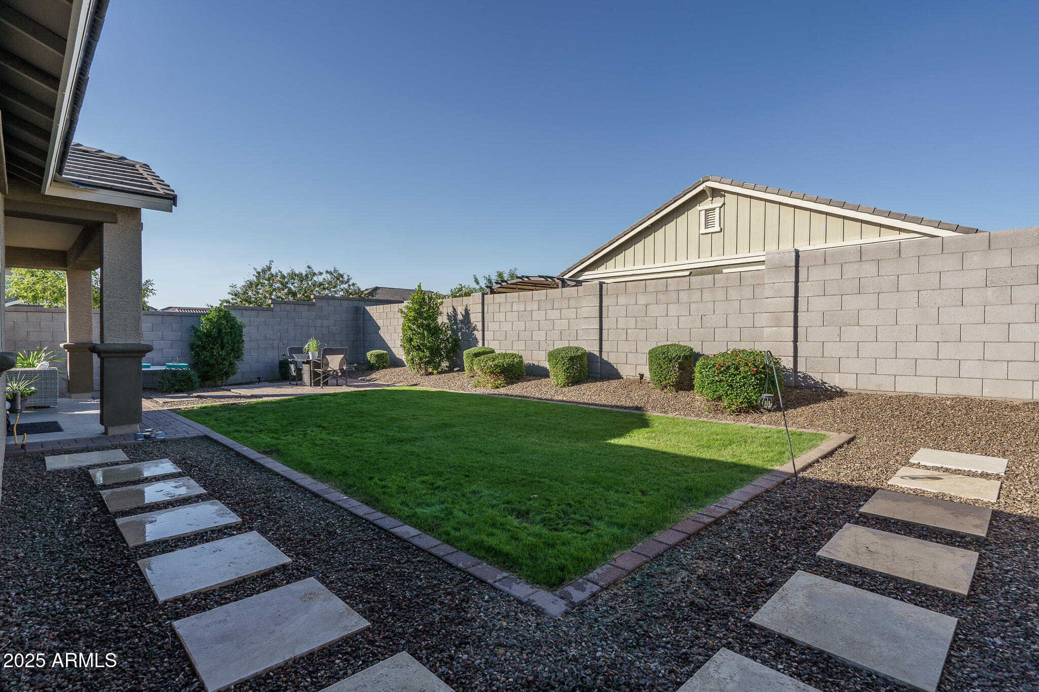 16118 W SAND HILLS Road