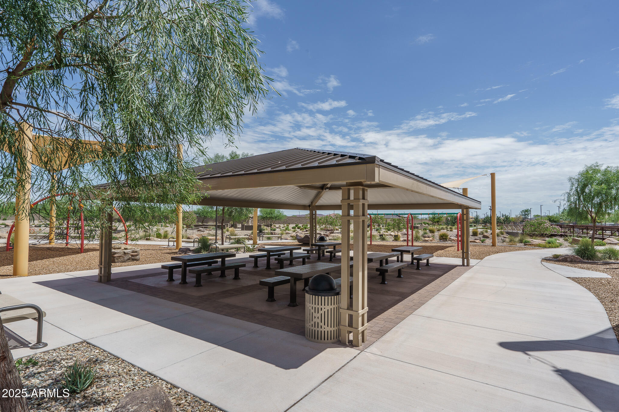 16118 W SAND HILLS Road