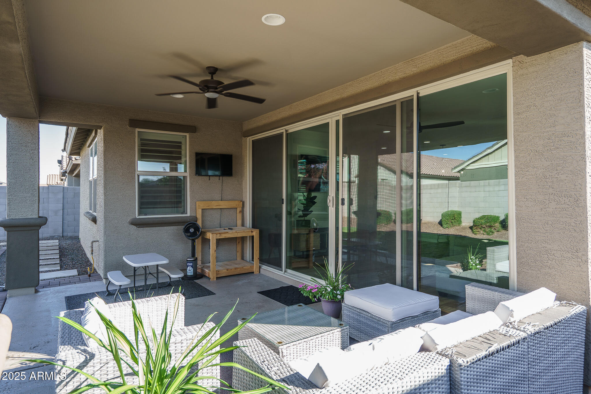 16118 W SAND HILLS Road