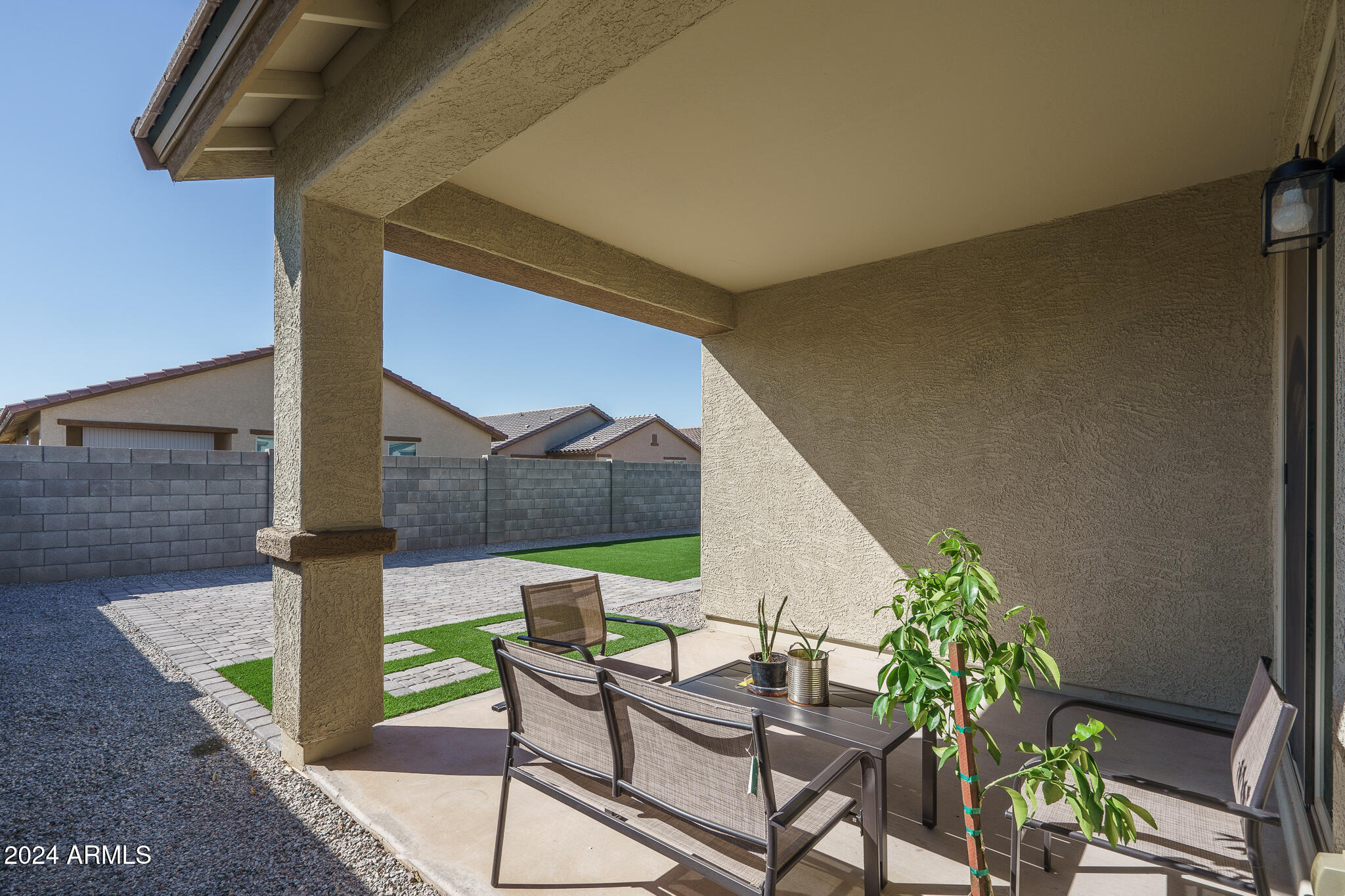 17945 W MONTE LINDO Lane