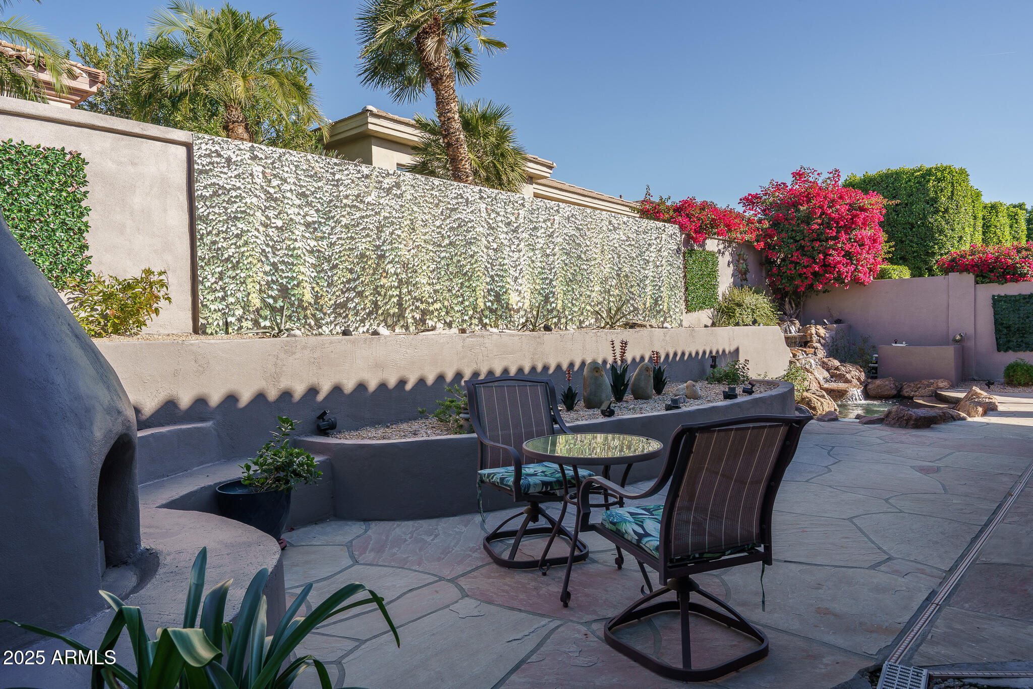 8218 E MOUNTAIN SPRING Road