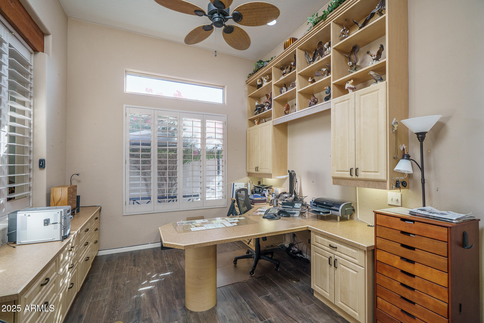 8218 E MOUNTAIN SPRING Road