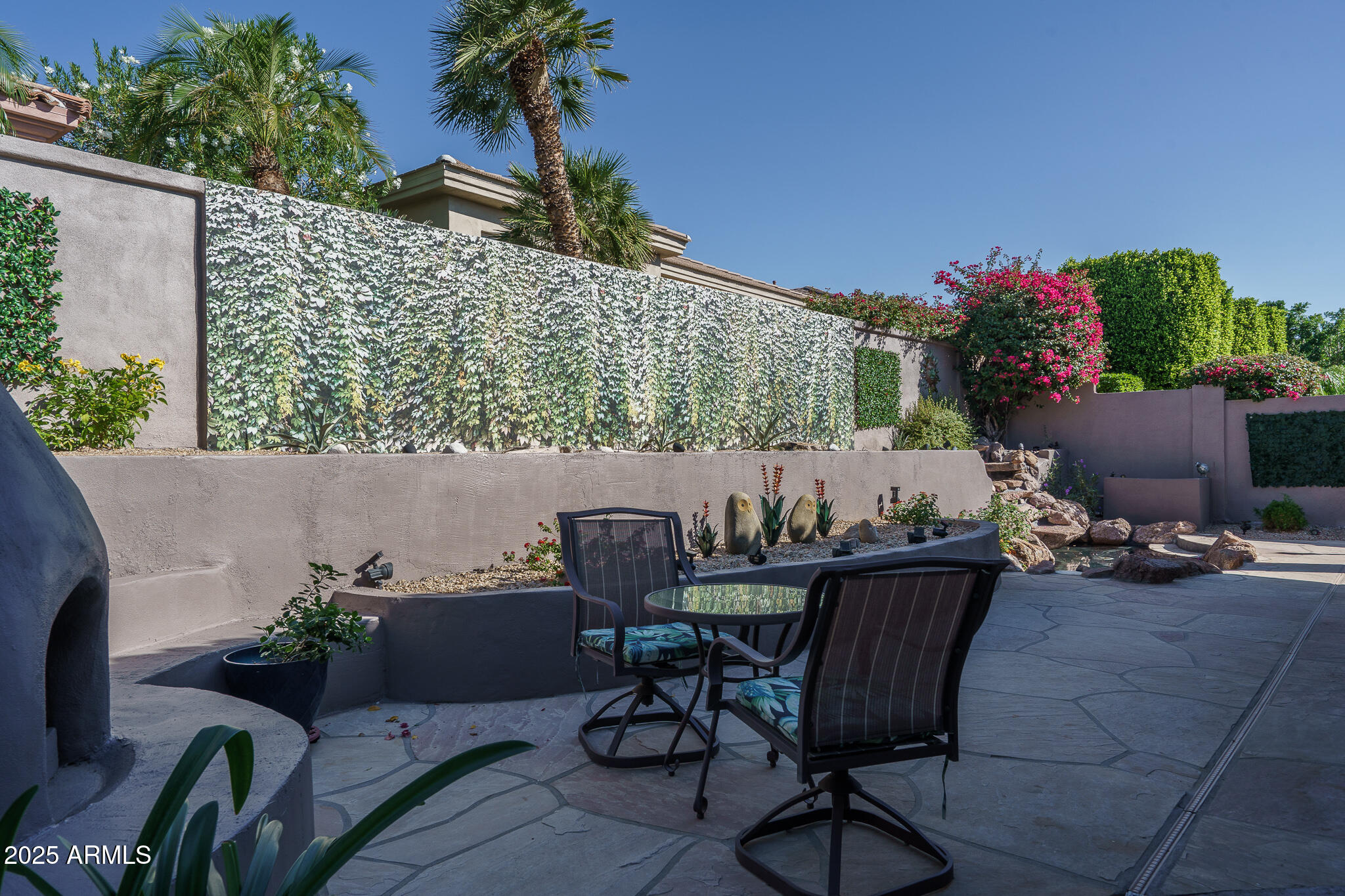 8218 E MOUNTAIN SPRING Road