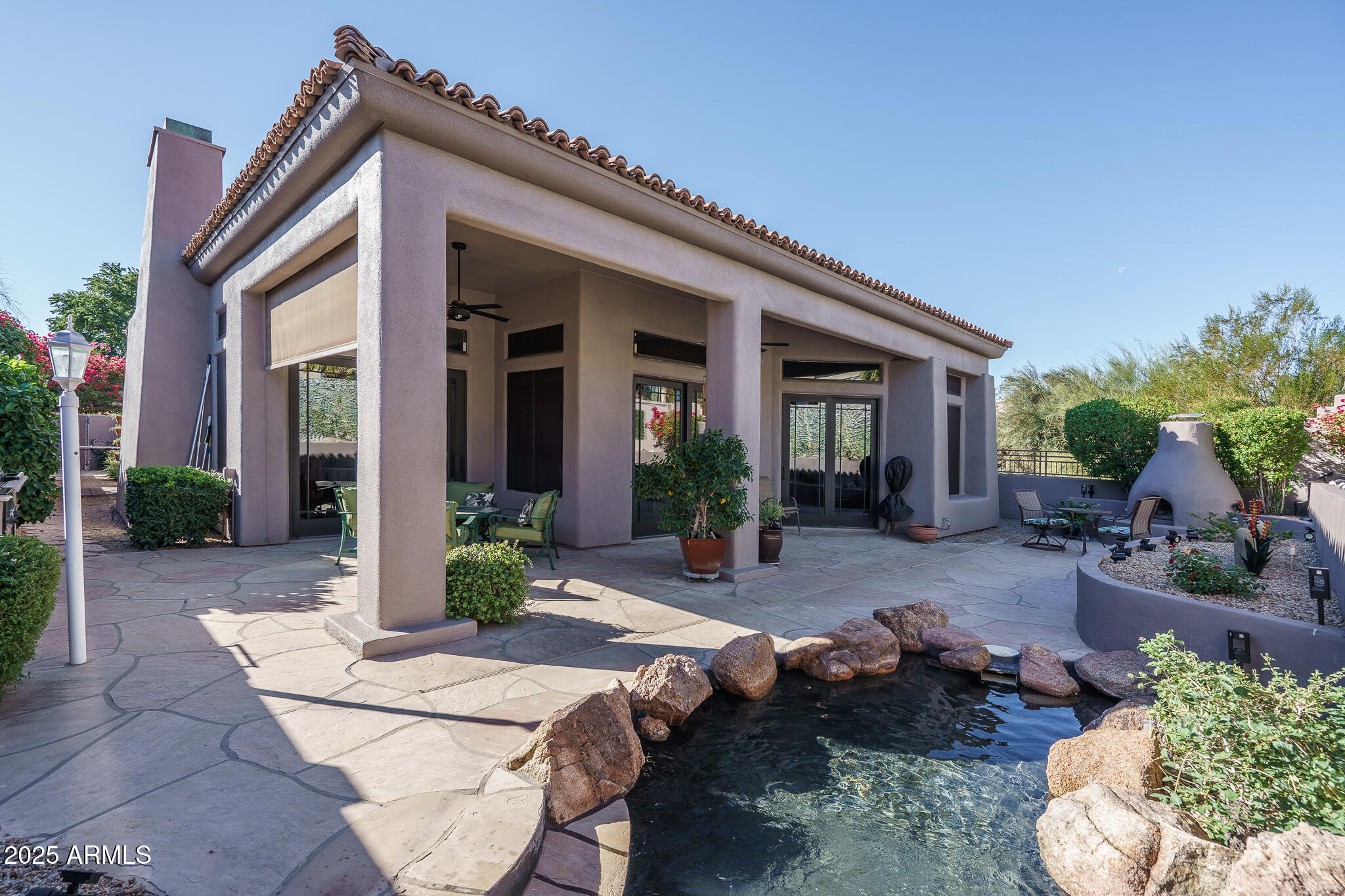 8218 E MOUNTAIN SPRING Road