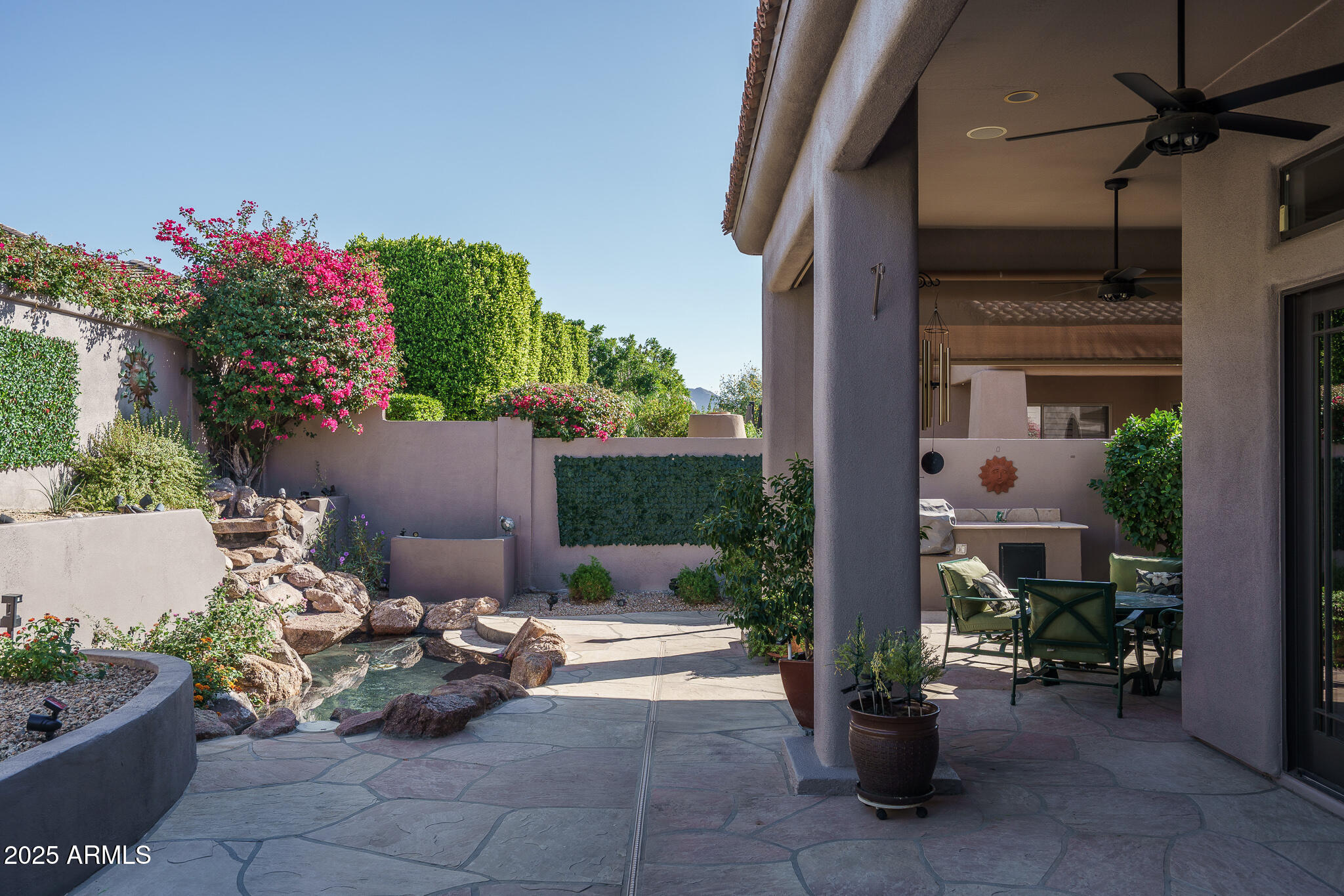 8218 E MOUNTAIN SPRING Road