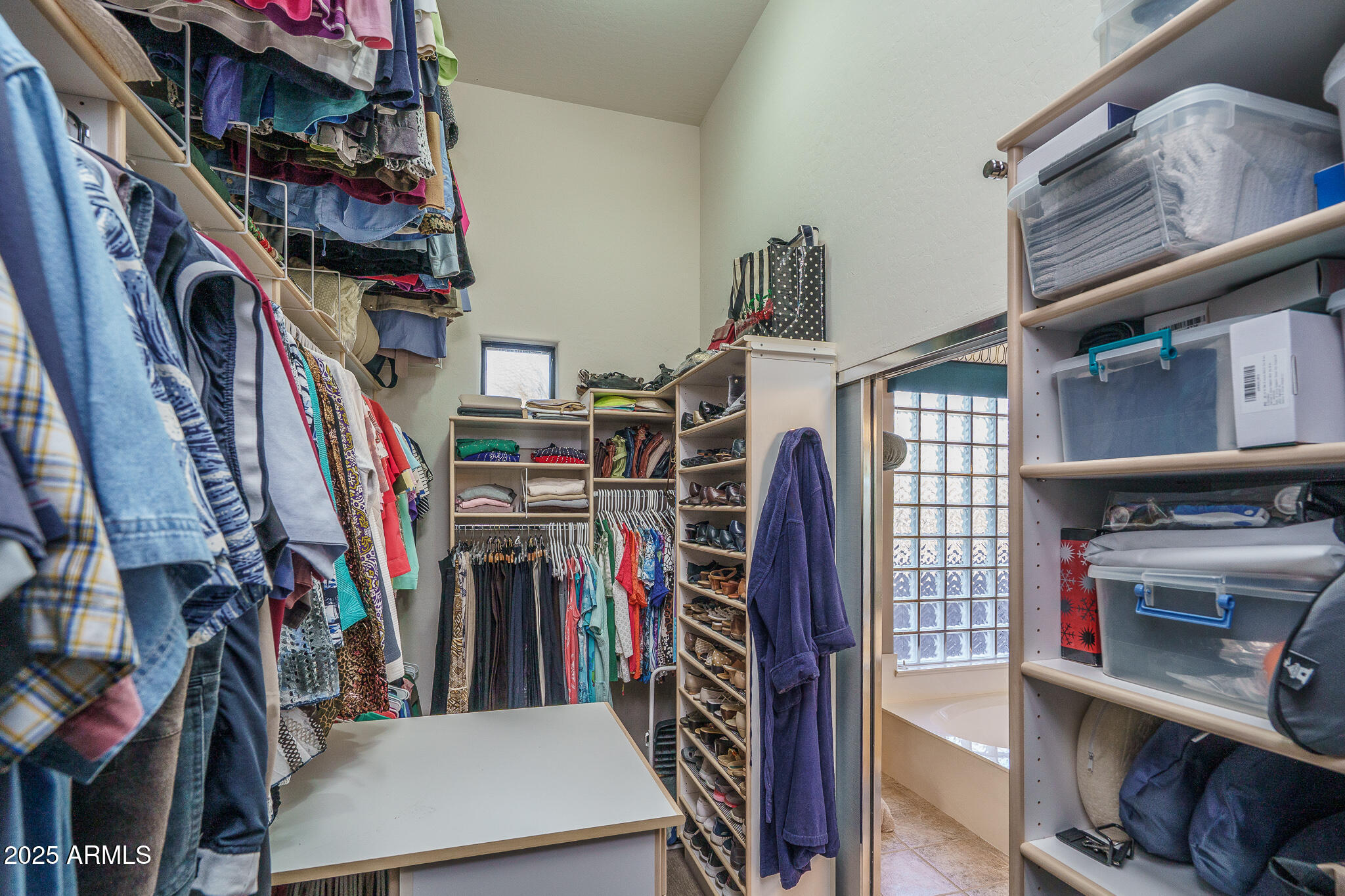 8218 E MOUNTAIN SPRING Road