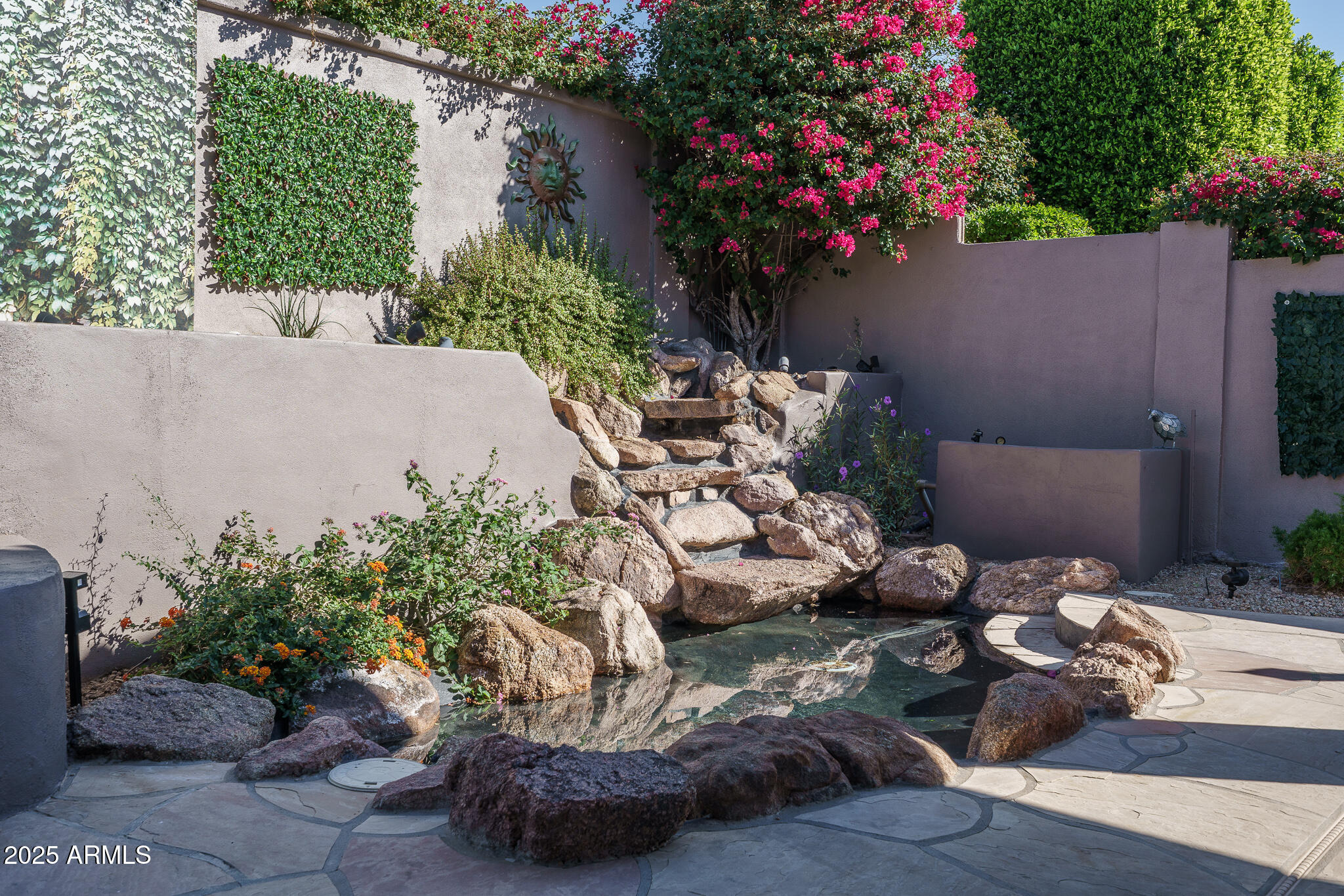 8218 E MOUNTAIN SPRING Road