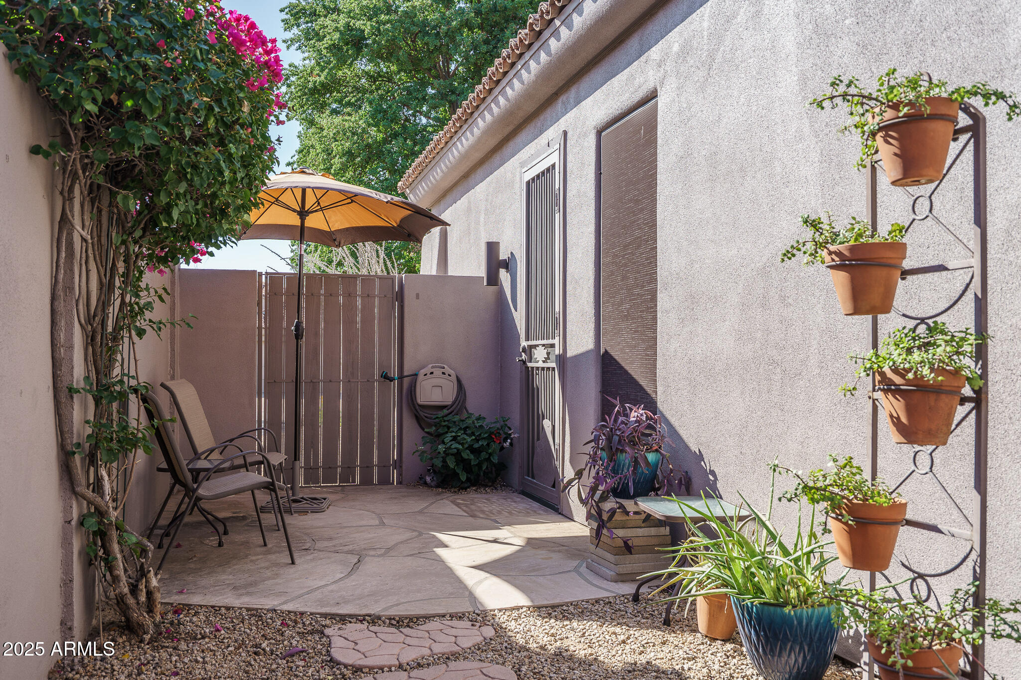 8218 E MOUNTAIN SPRING Road