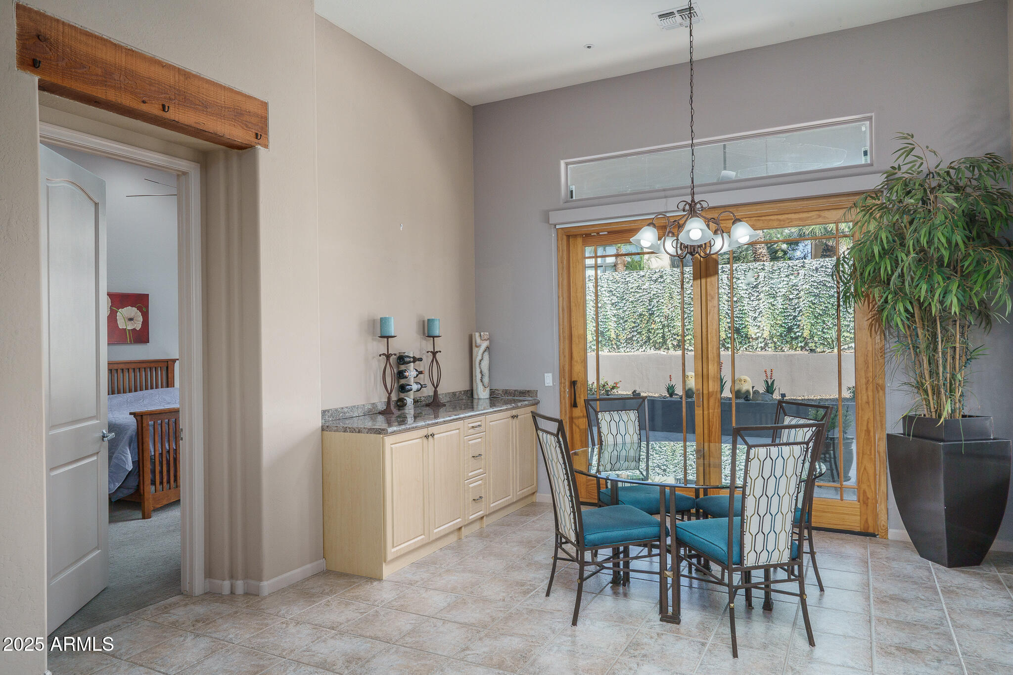 8218 E MOUNTAIN SPRING Road