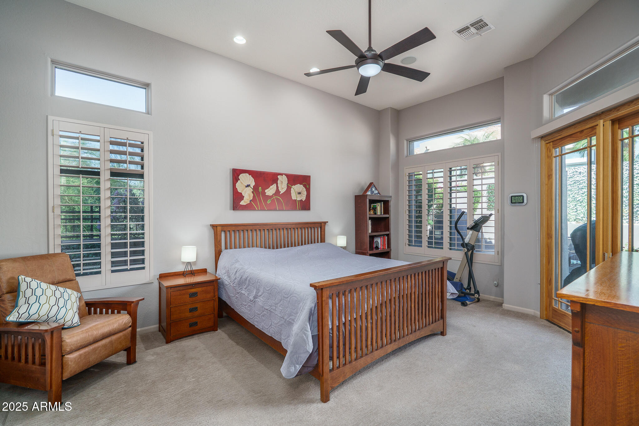 8218 E MOUNTAIN SPRING Road