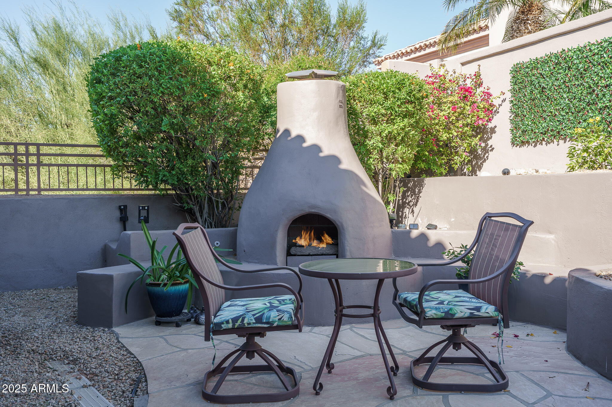 8218 E MOUNTAIN SPRING Road