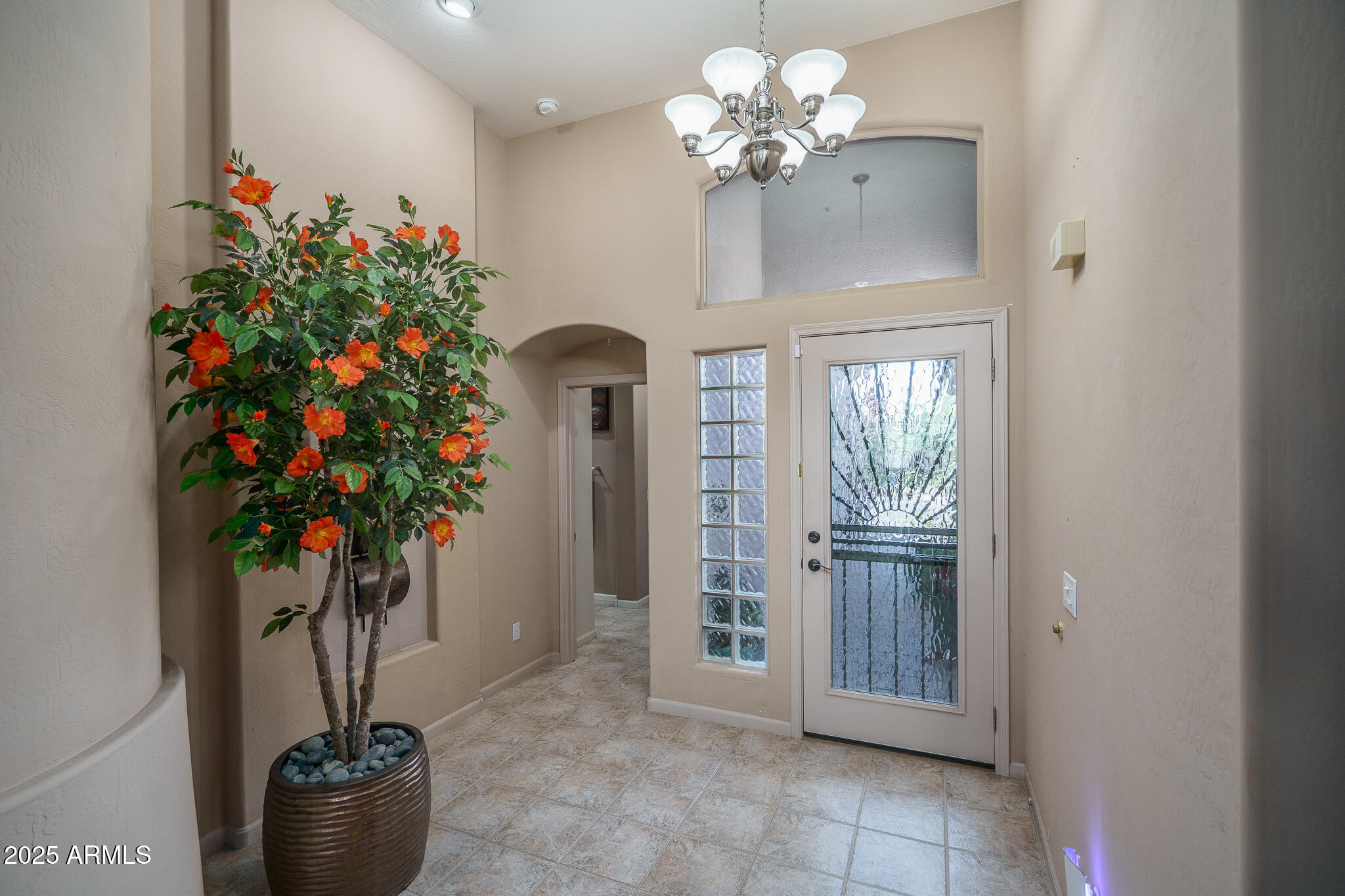 8218 E MOUNTAIN SPRING Road