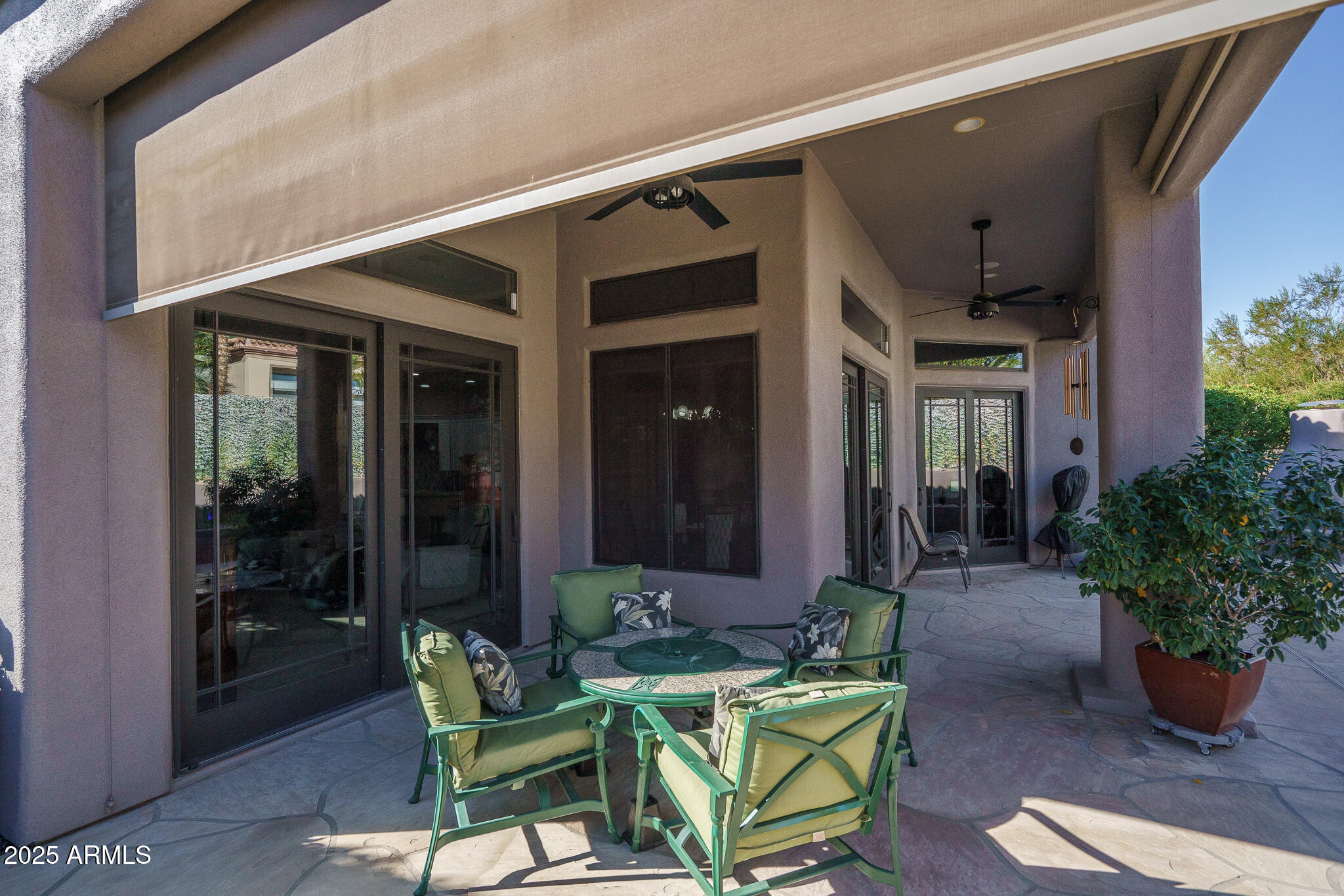 8218 E MOUNTAIN SPRING Road