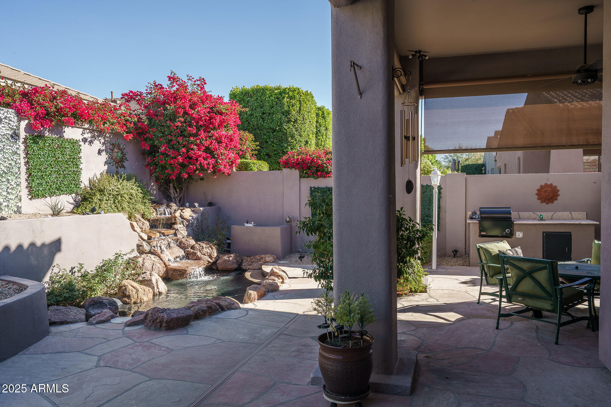 8218 E MOUNTAIN SPRING Road