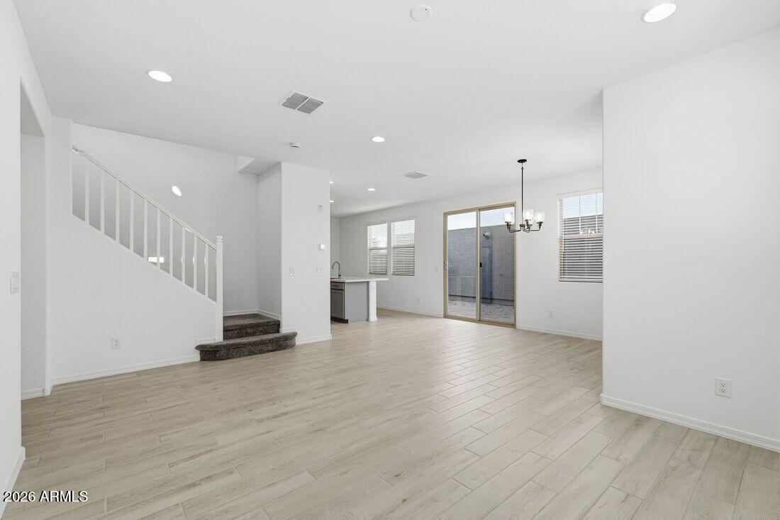 10048 W PICCADILLY Road