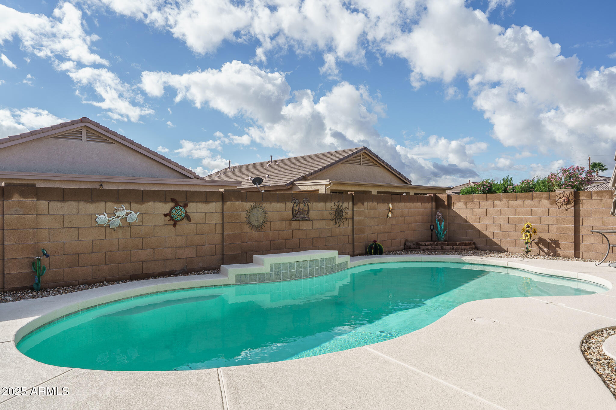 17061 W HALIFAX Lane