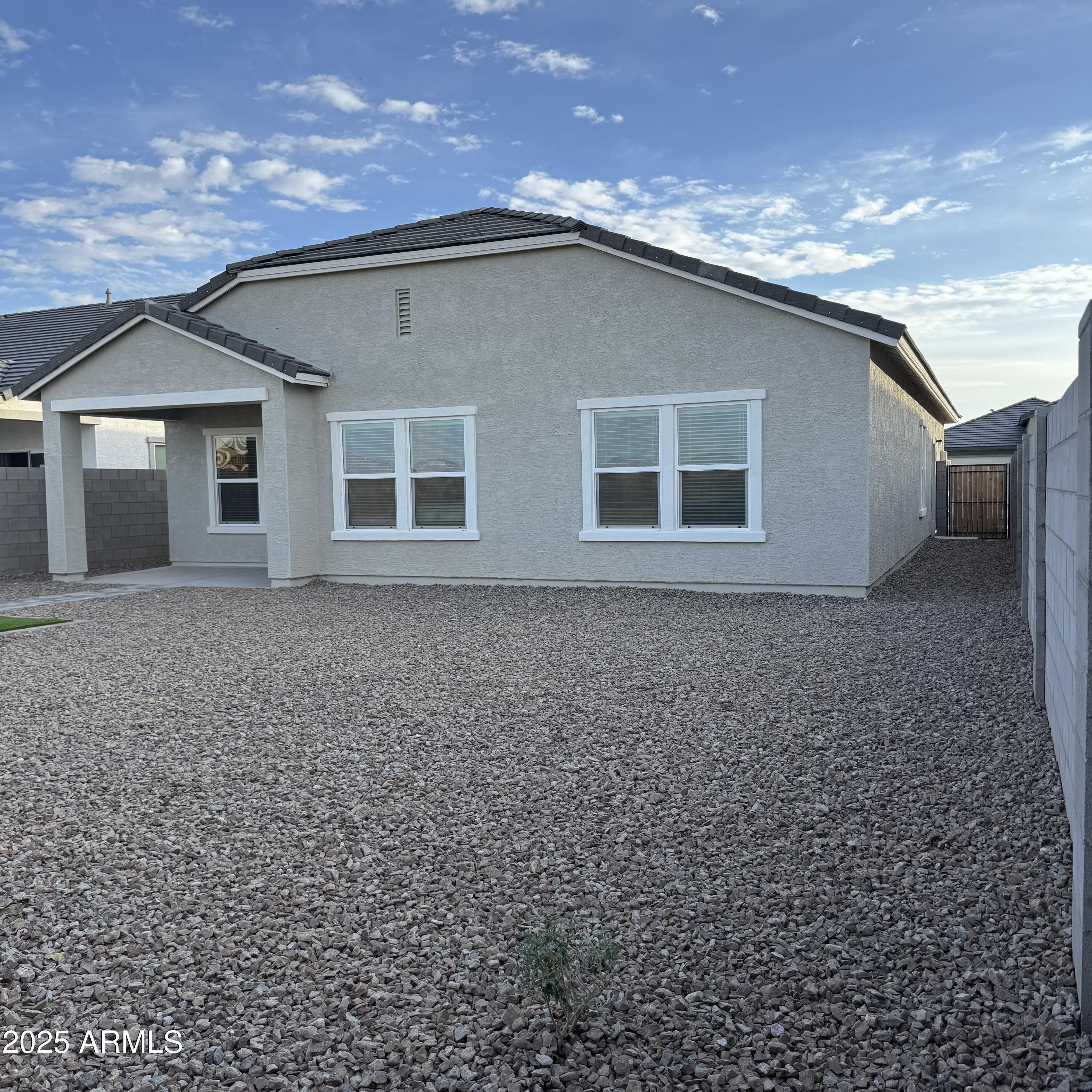 36892 W Santa Maria Street