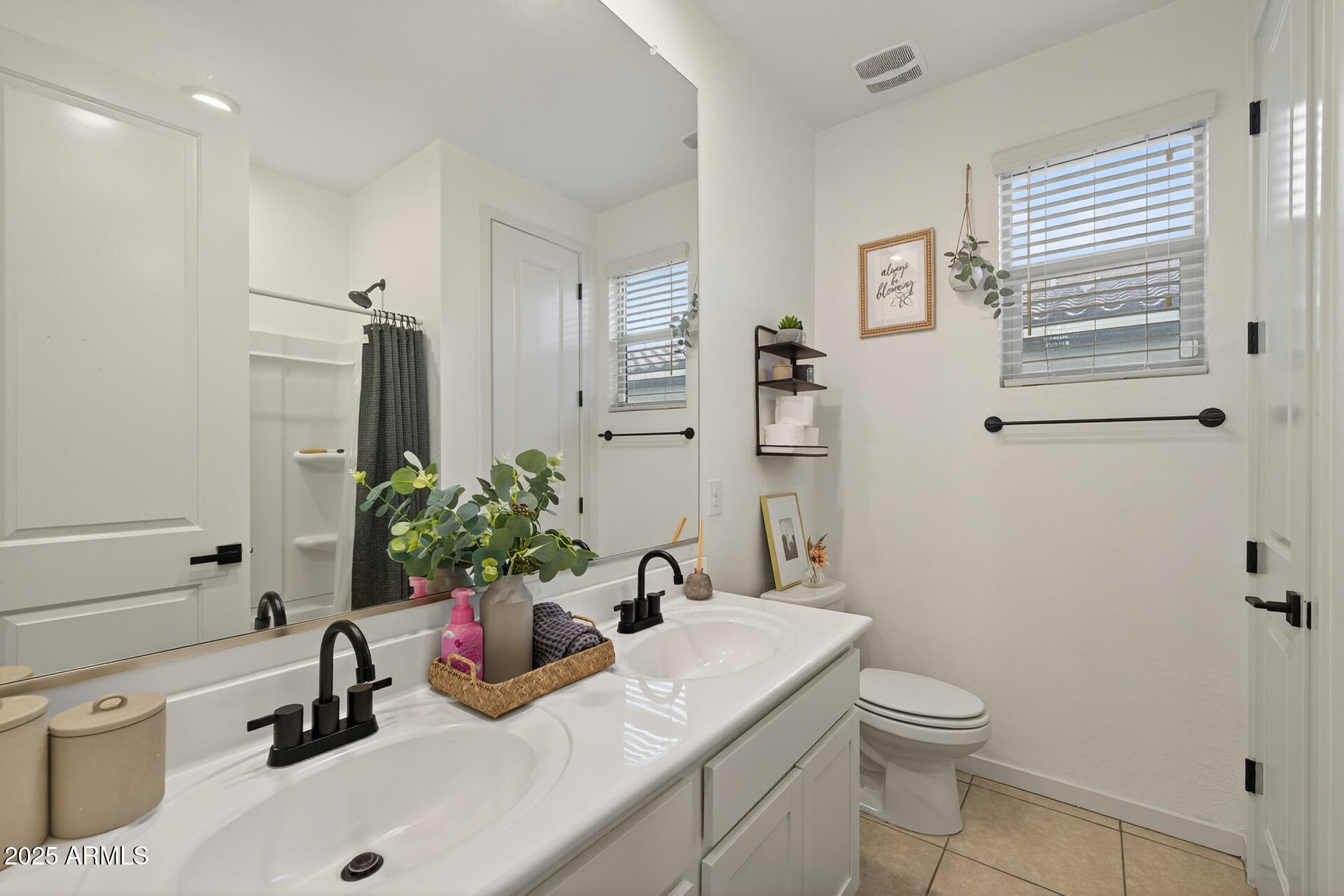 36810 N CAMARILLO Drive