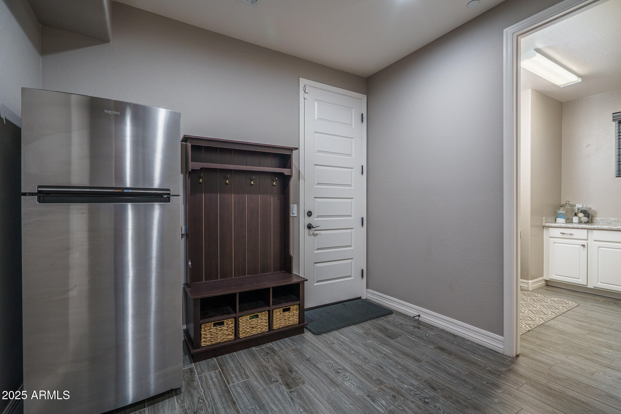 9349 W CASHMAN Drive