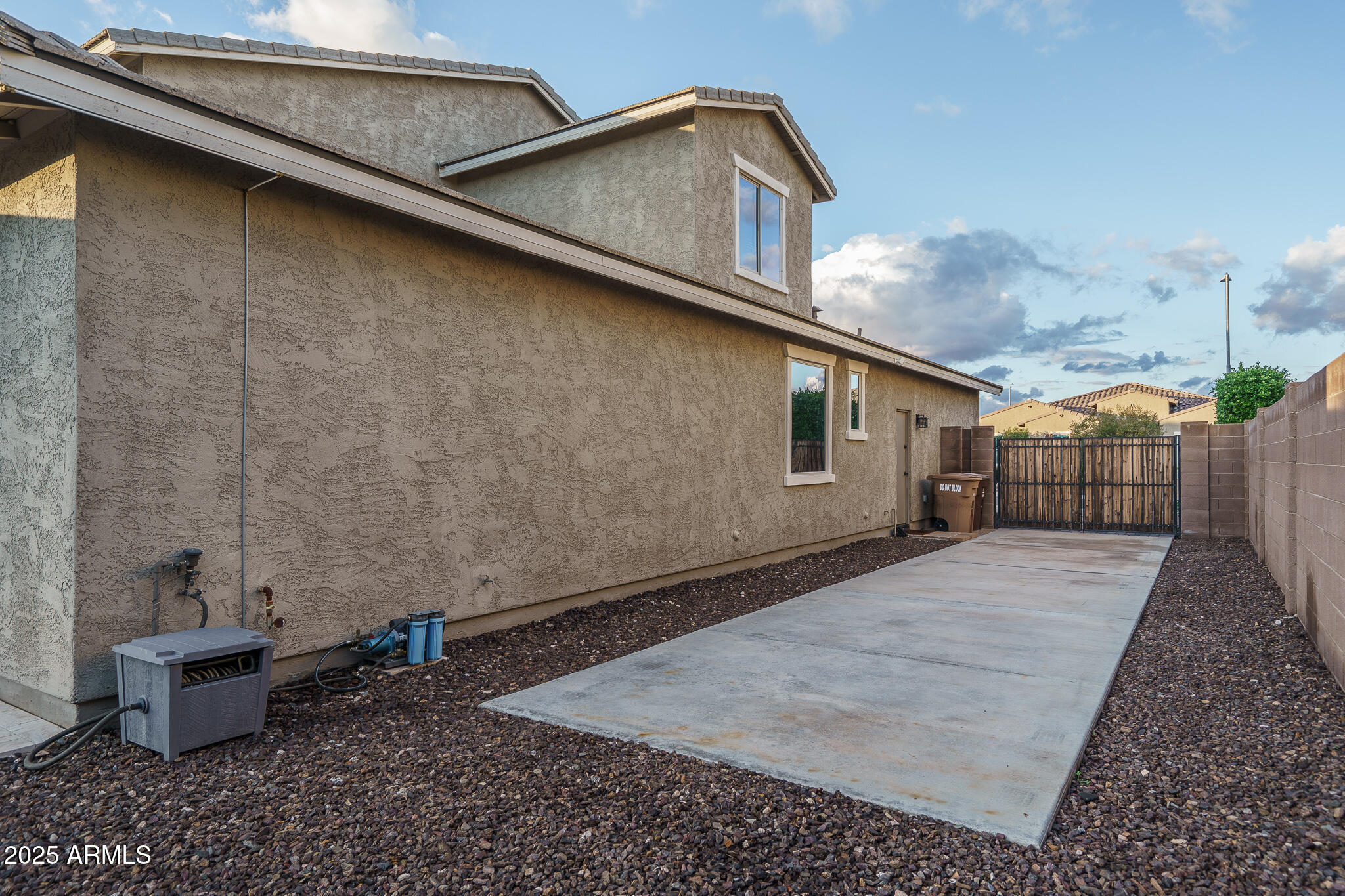 9349 W CASHMAN Drive