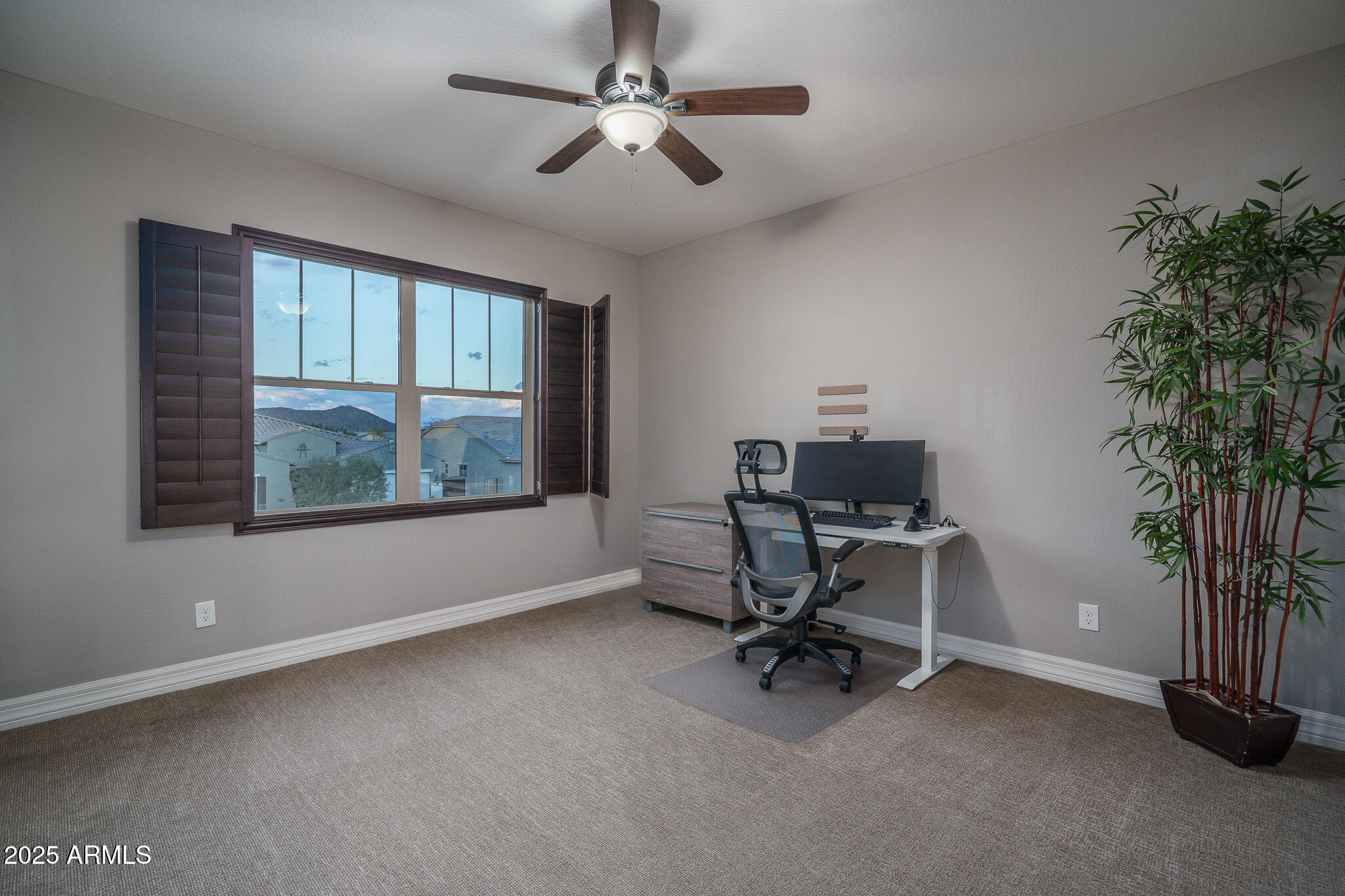 9349 W CASHMAN Drive