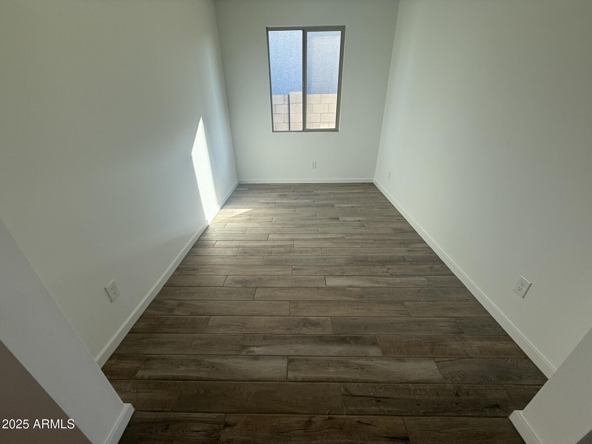 25190 W LA SALLE Street