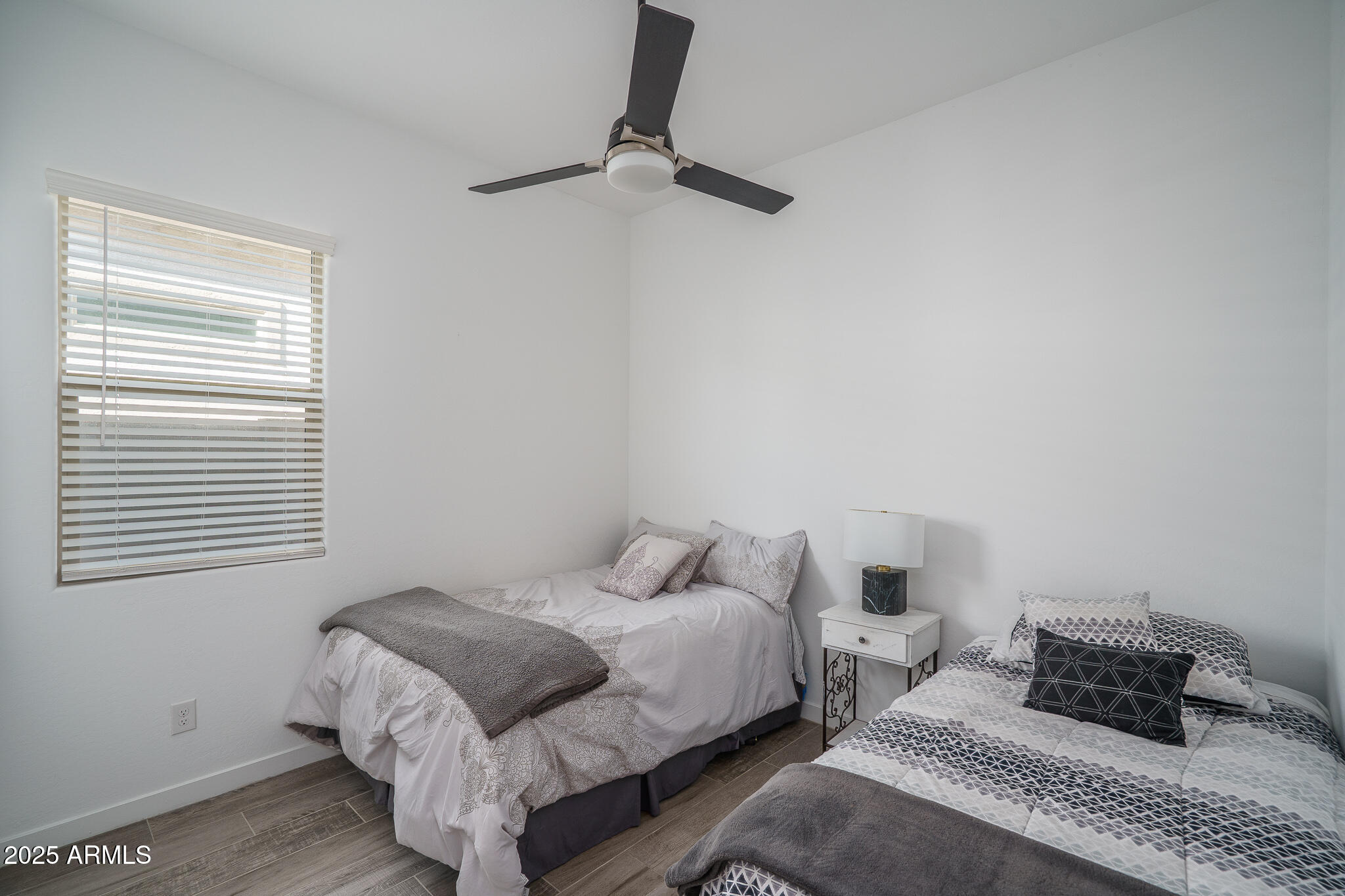 19226 W HAZELWOOD Street