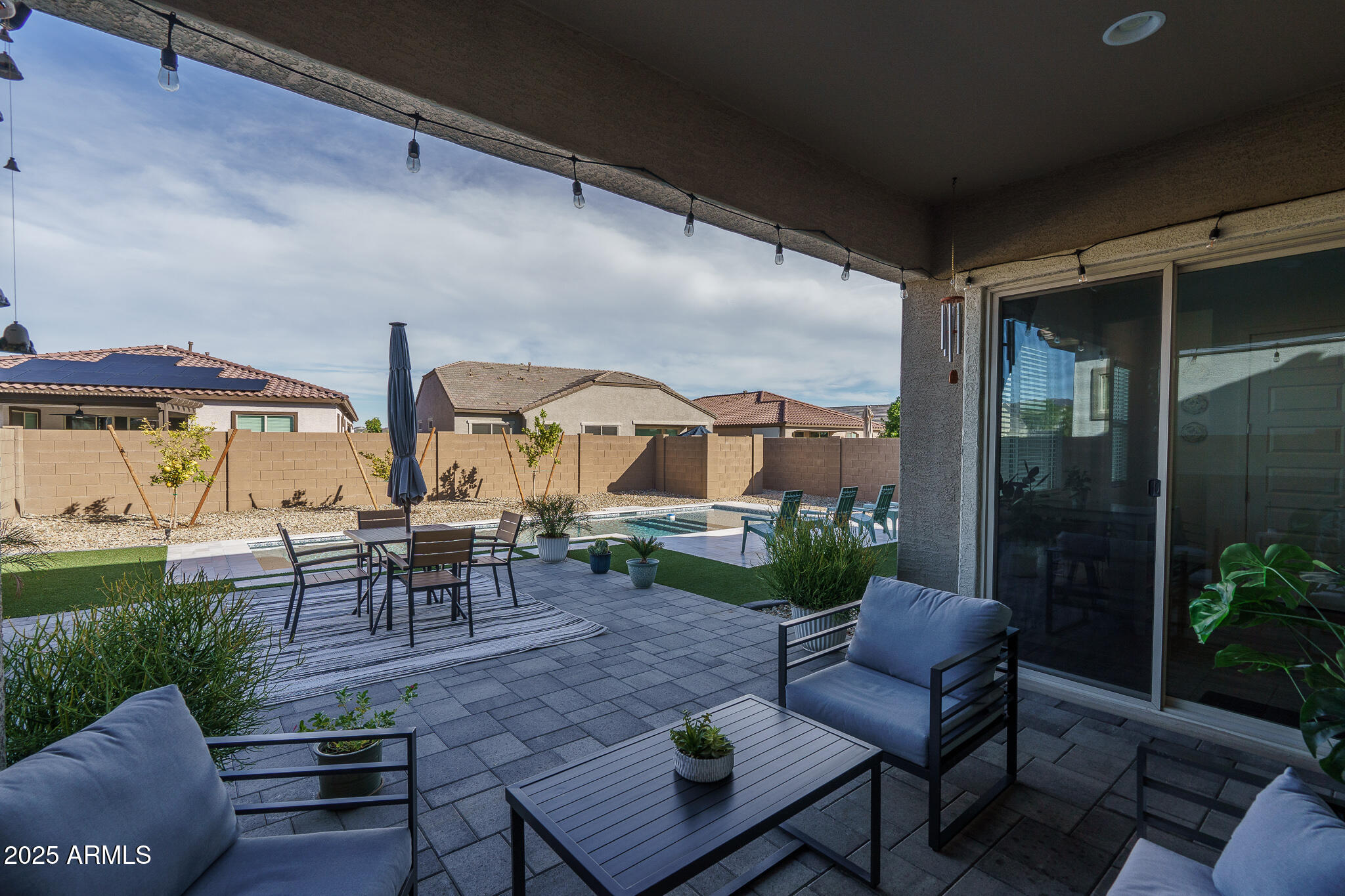 19226 W HAZELWOOD Street