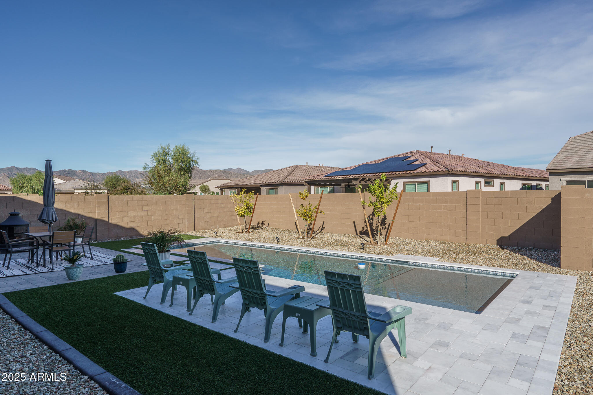 19226 W HAZELWOOD Street