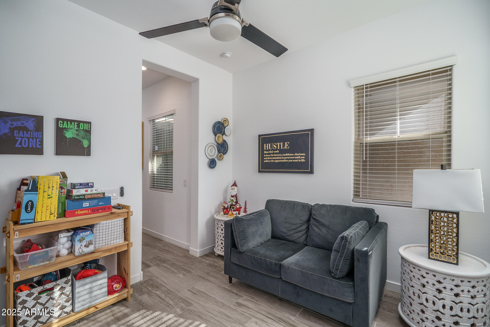 19226 W HAZELWOOD Street