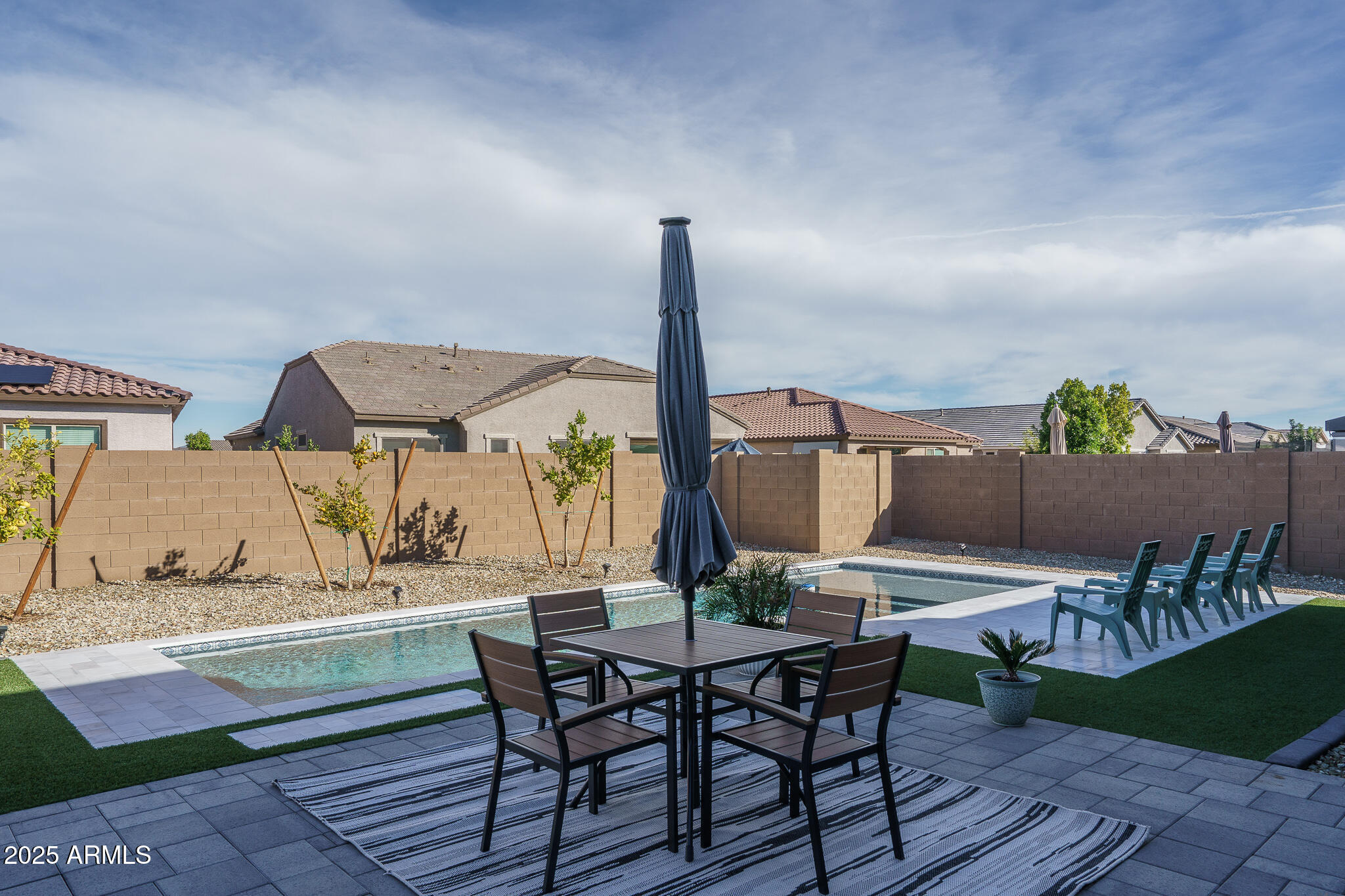 19226 W HAZELWOOD Street