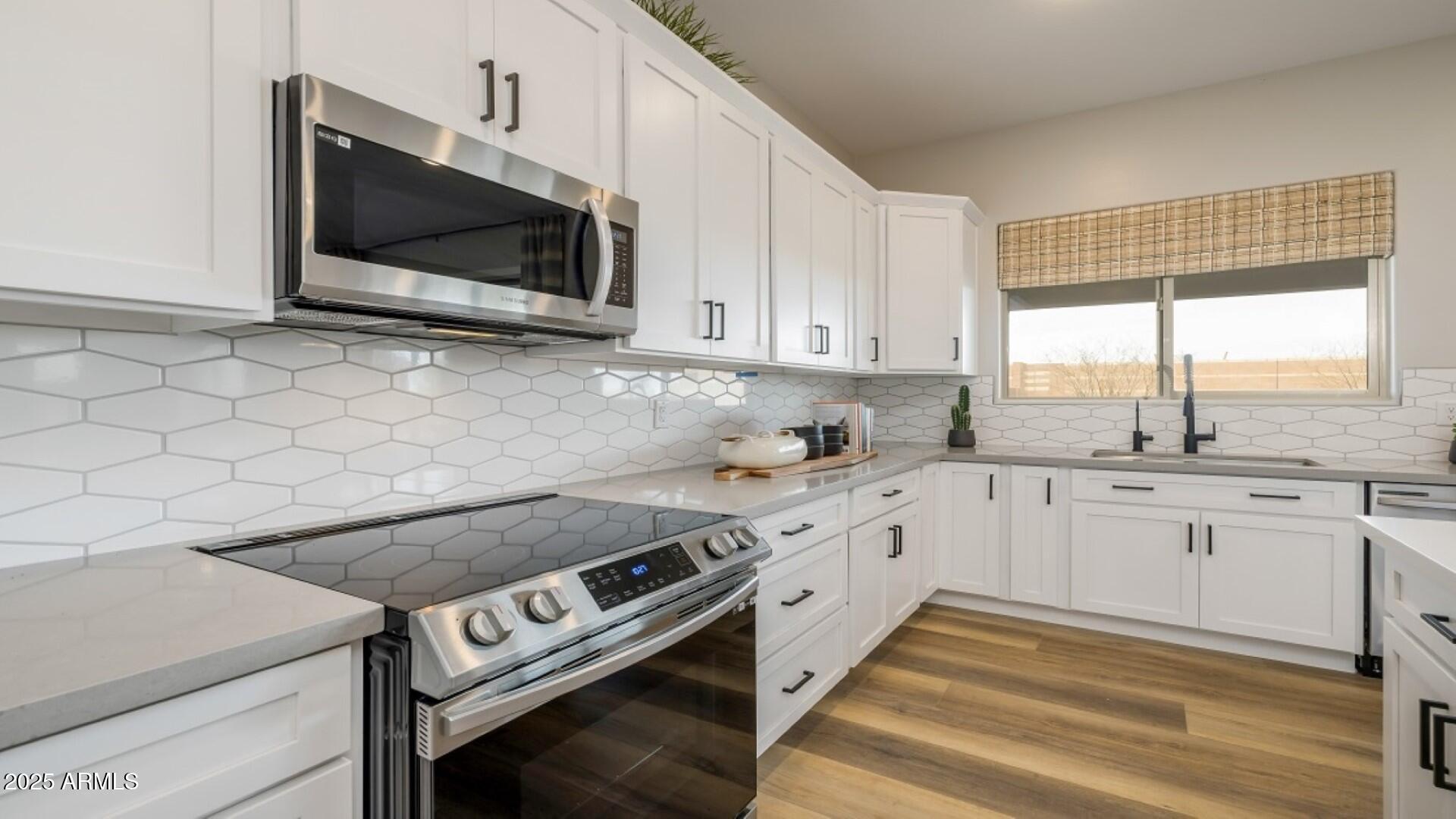 12712 W CORONA Avenue