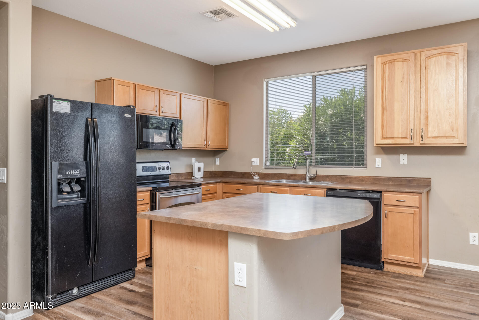 3148 W MALDONADO Road