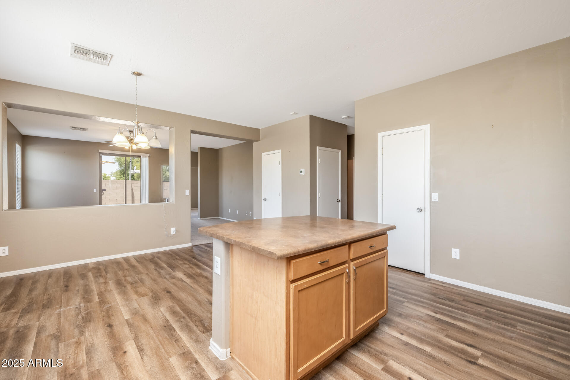 3148 W MALDONADO Road