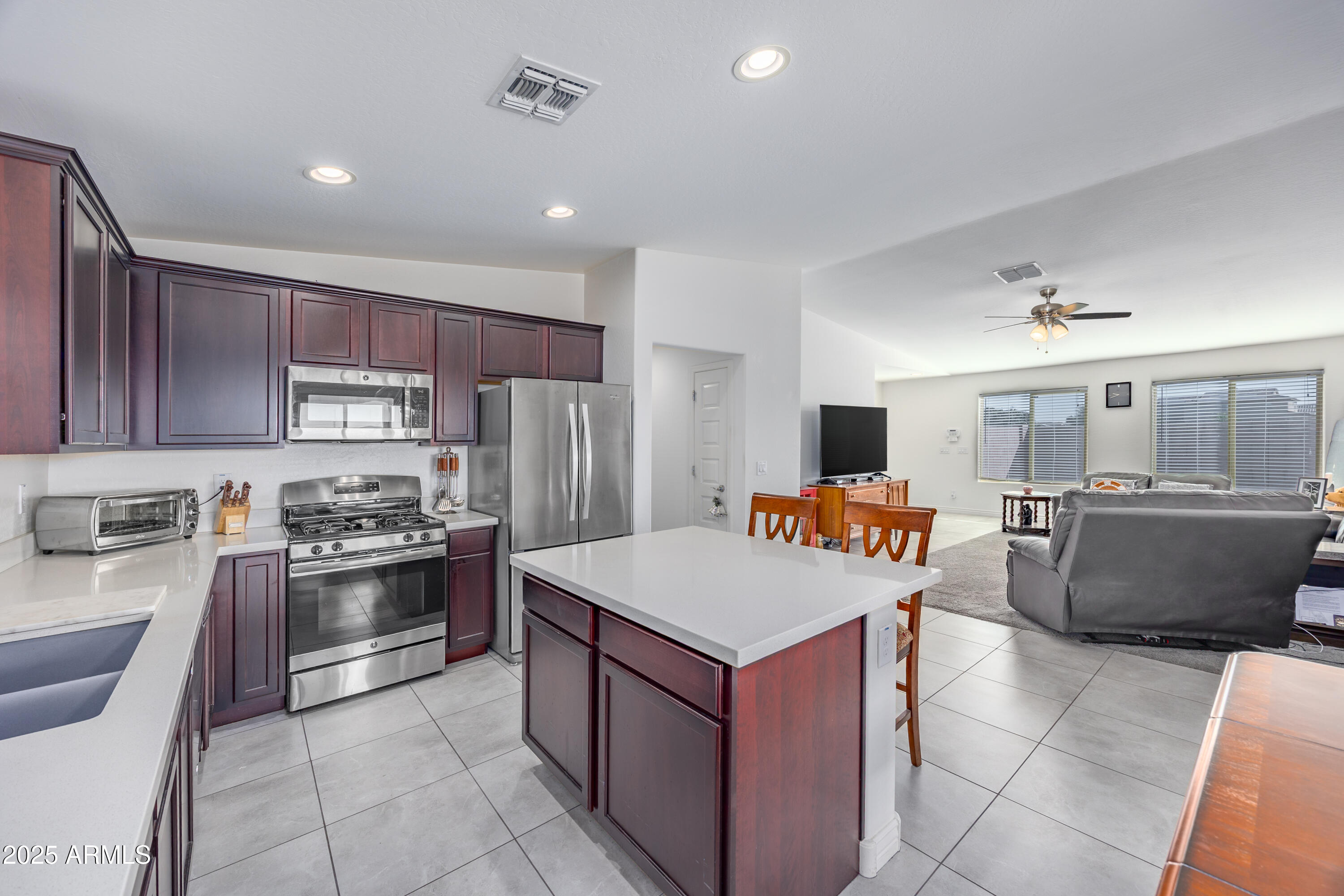 18557 W PUEBLO Avenue