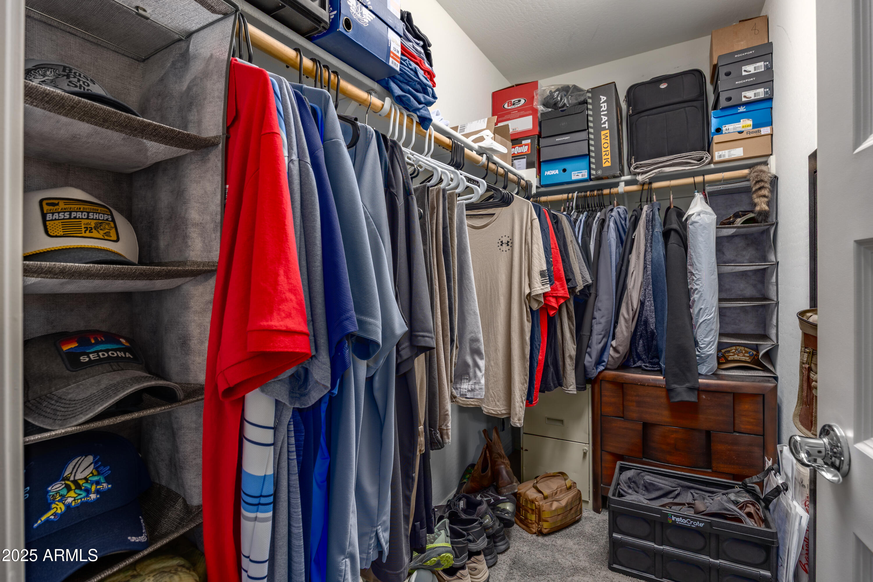 18557 W PUEBLO Avenue