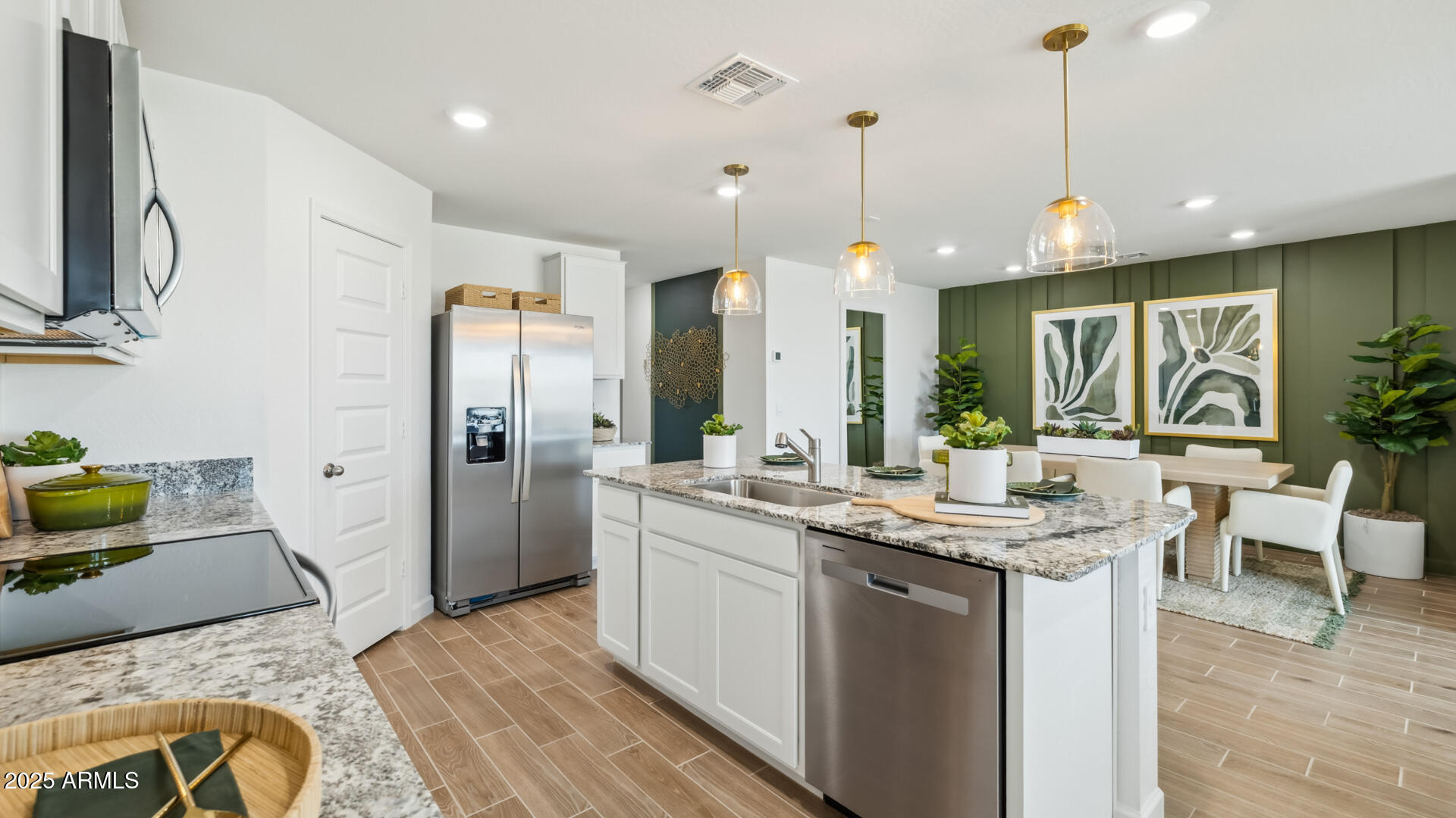 25939 W LYNNE Lane