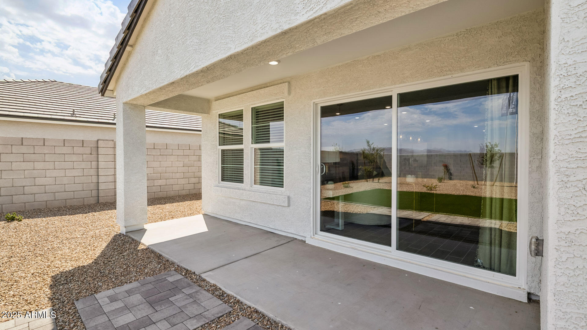 25939 W LYNNE Lane