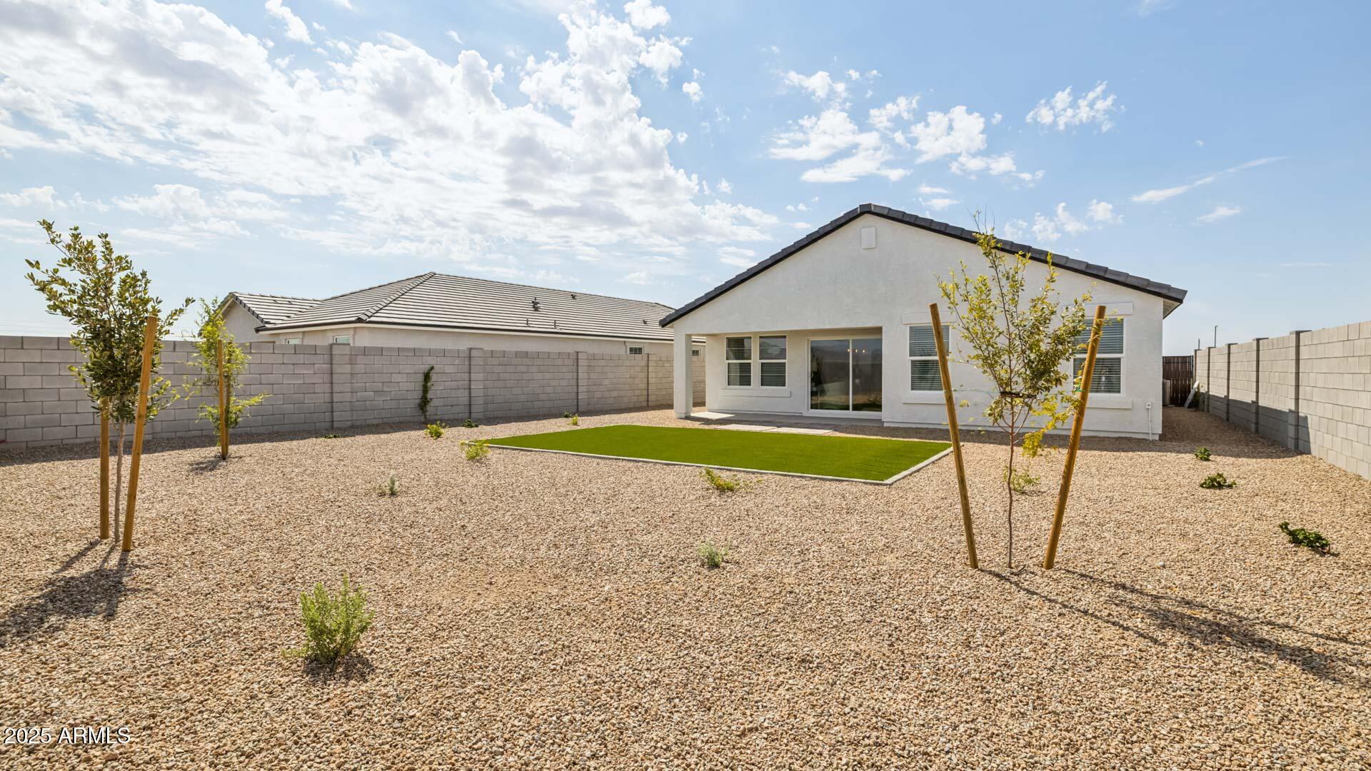 25939 W LYNNE Lane