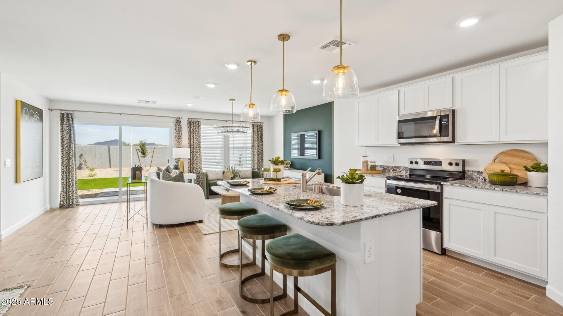 25939 W LYNNE Lane
