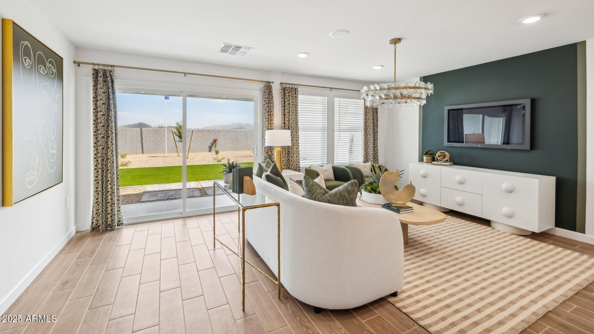 25939 W LYNNE Lane